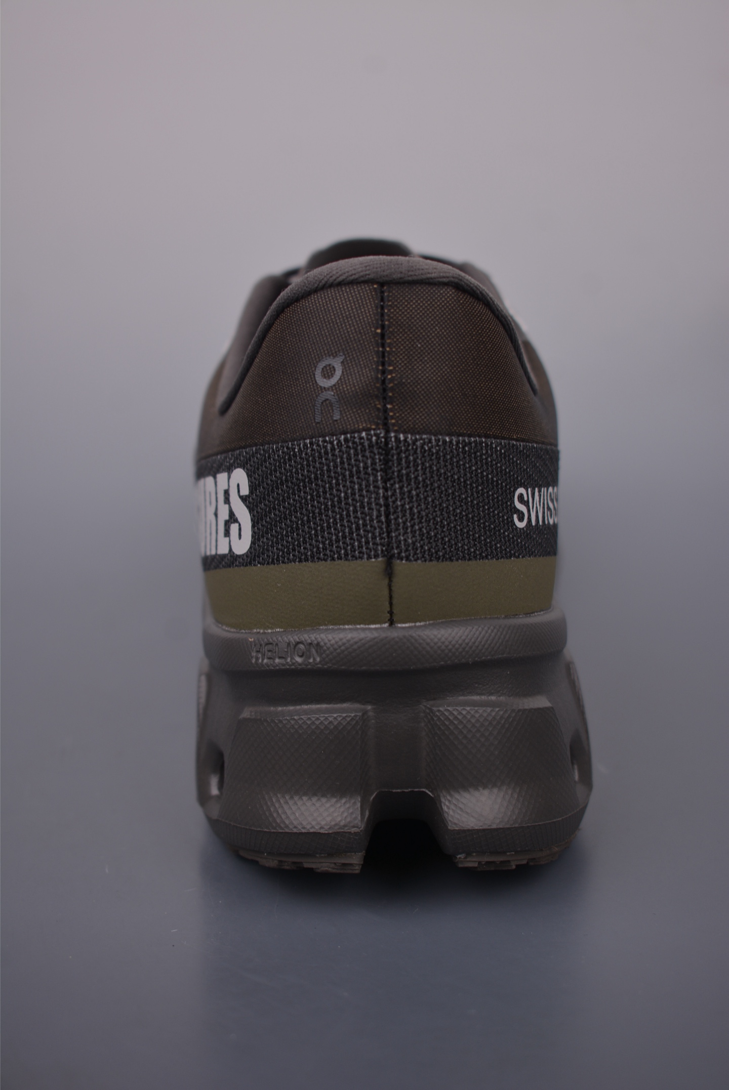 190 On昂跑 CloudMonster Hyper PLS TL 户外街头机能风跑步鞋 3MF10513328