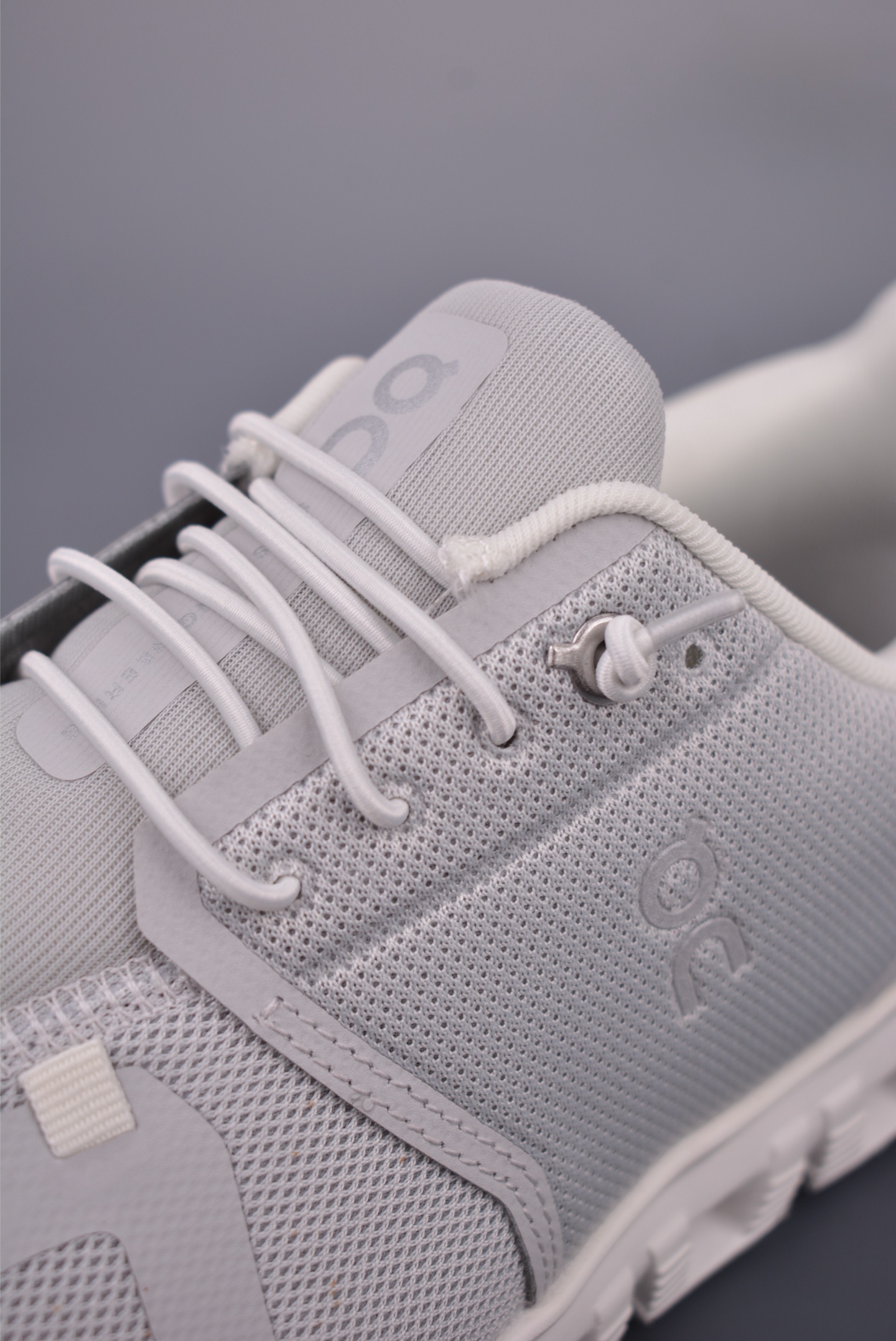 180 On昂跑 Cloudtilt 6 户外街头机能风跑步鞋 3MF10794