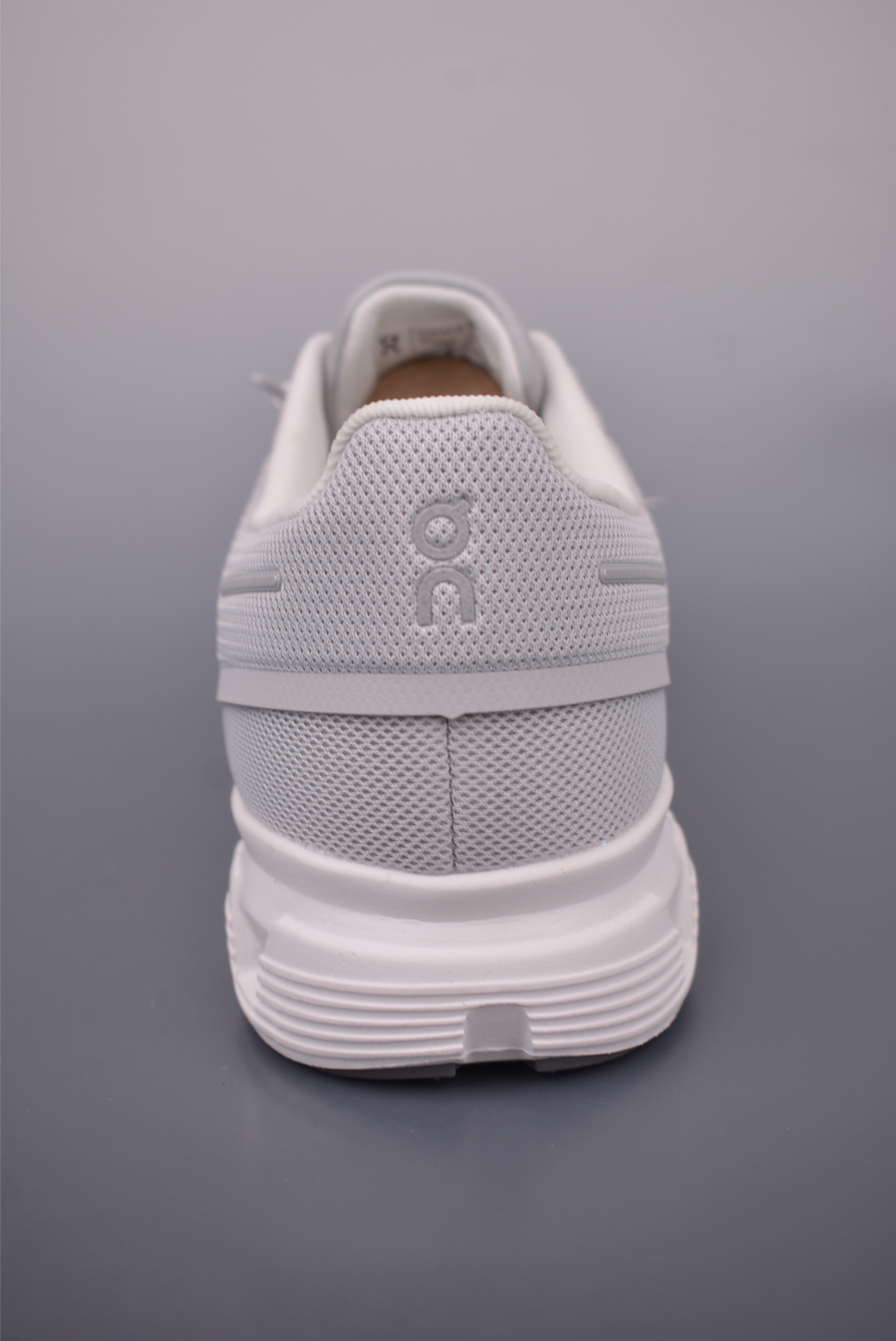 180 On昂跑 Cloudtilt 6 户外街头机能风跑步鞋 3MF10794