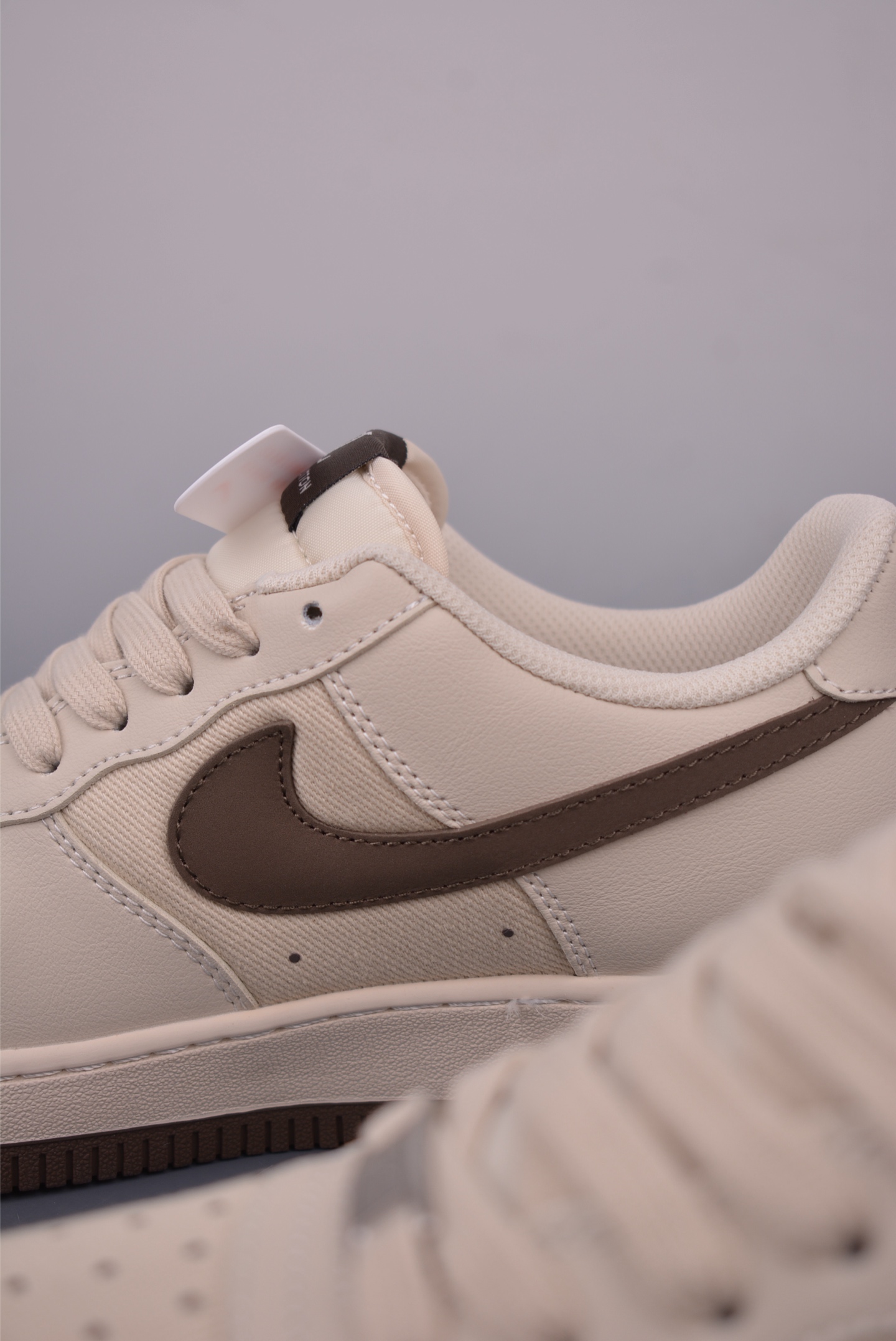 260 Nike Air Force 1 Low LV联名 QW5836-004