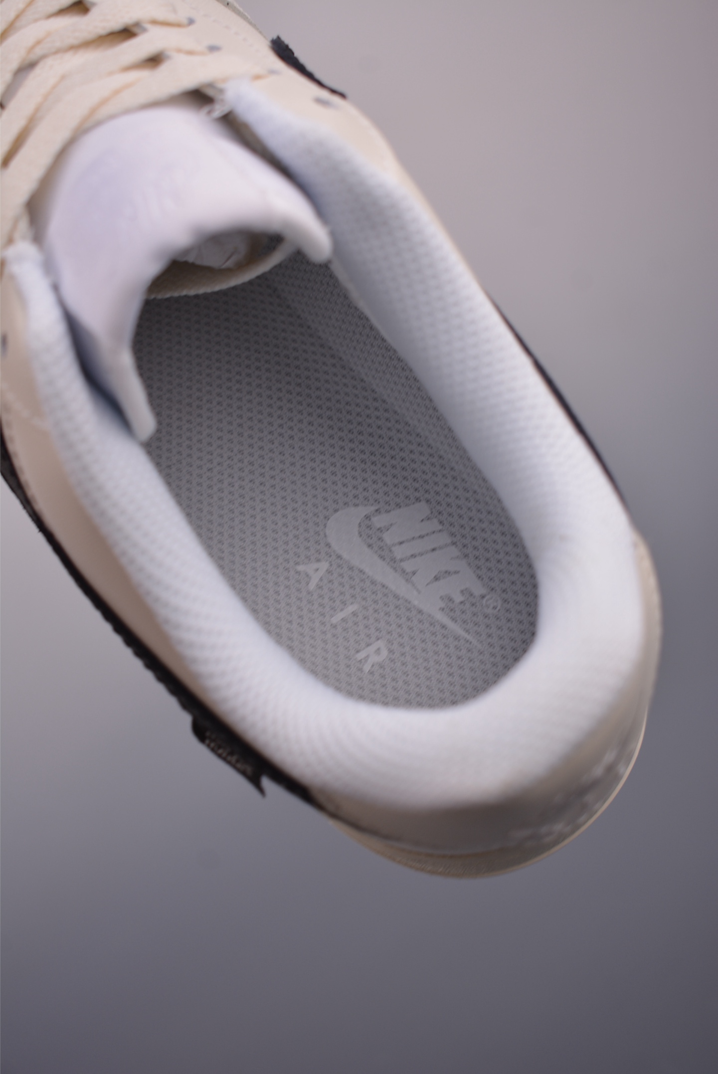 160 Nike Air Force 1 Low DJ2739-100