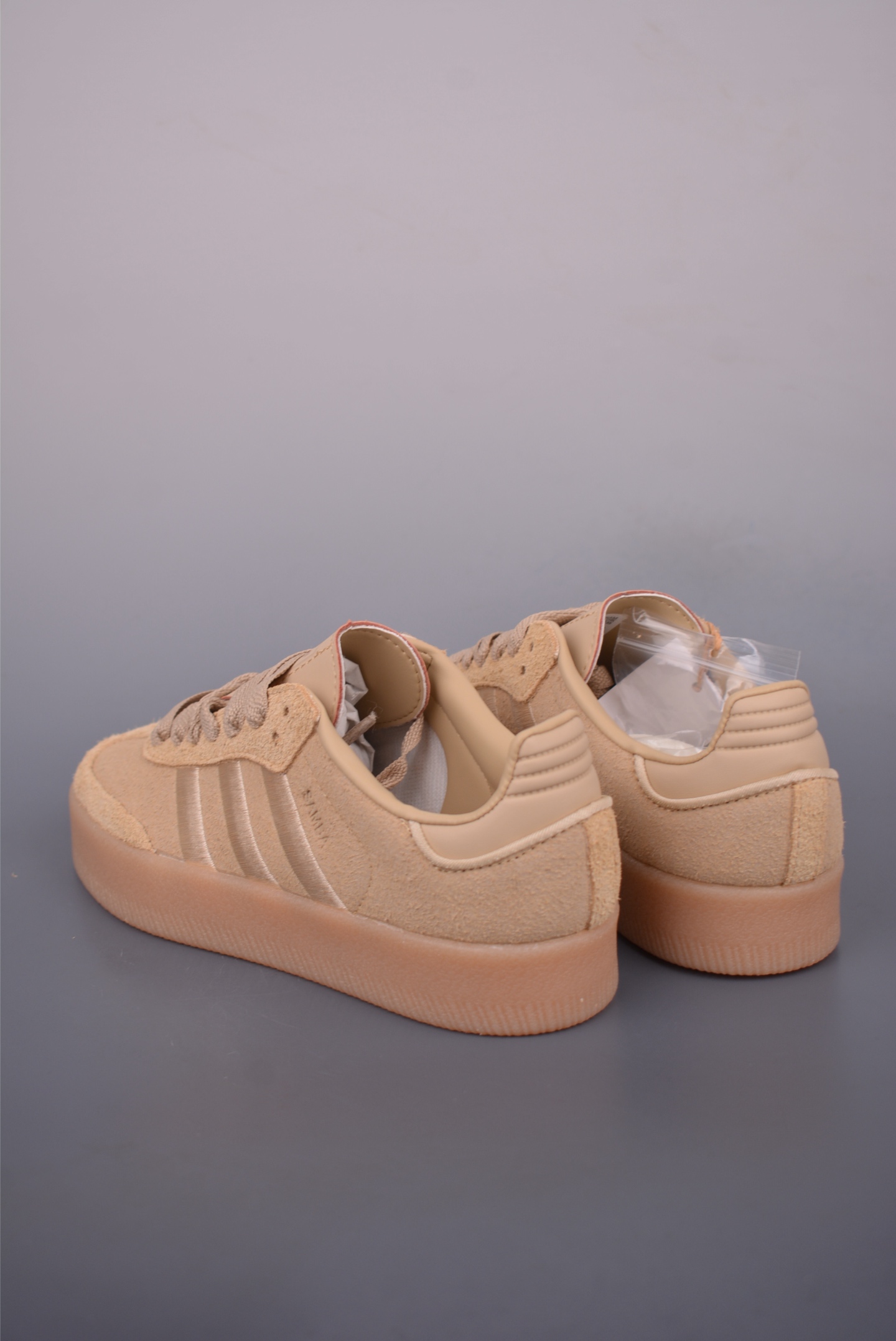 140 Adidas三叶草SAMBA VALENTNE 厚底休闲板鞋 JH8836