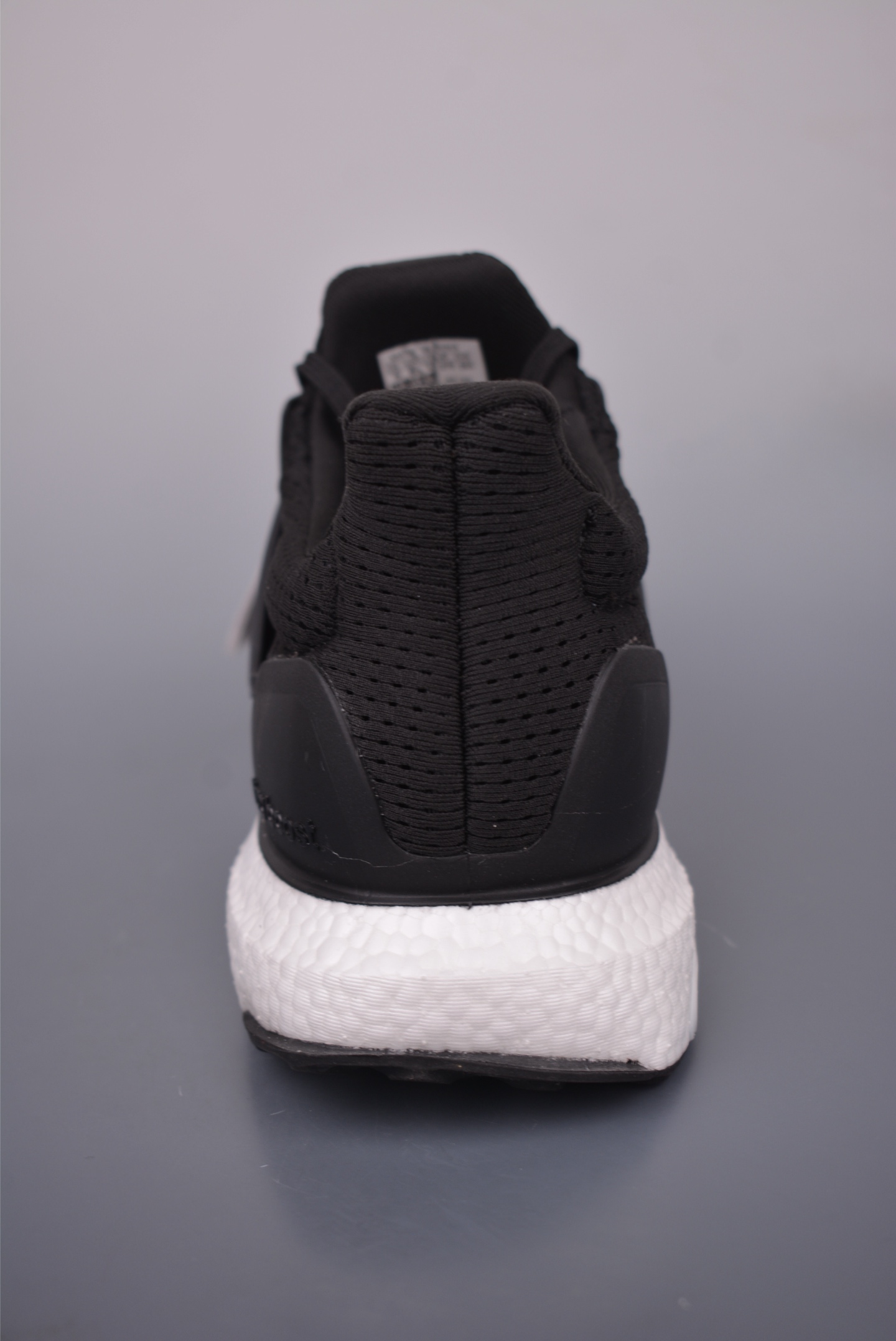 Adidas Ultraboost 1.0: Full-Length BOOST Cushioning, Reflective Details 5 i1751234841526 5671 0 3
