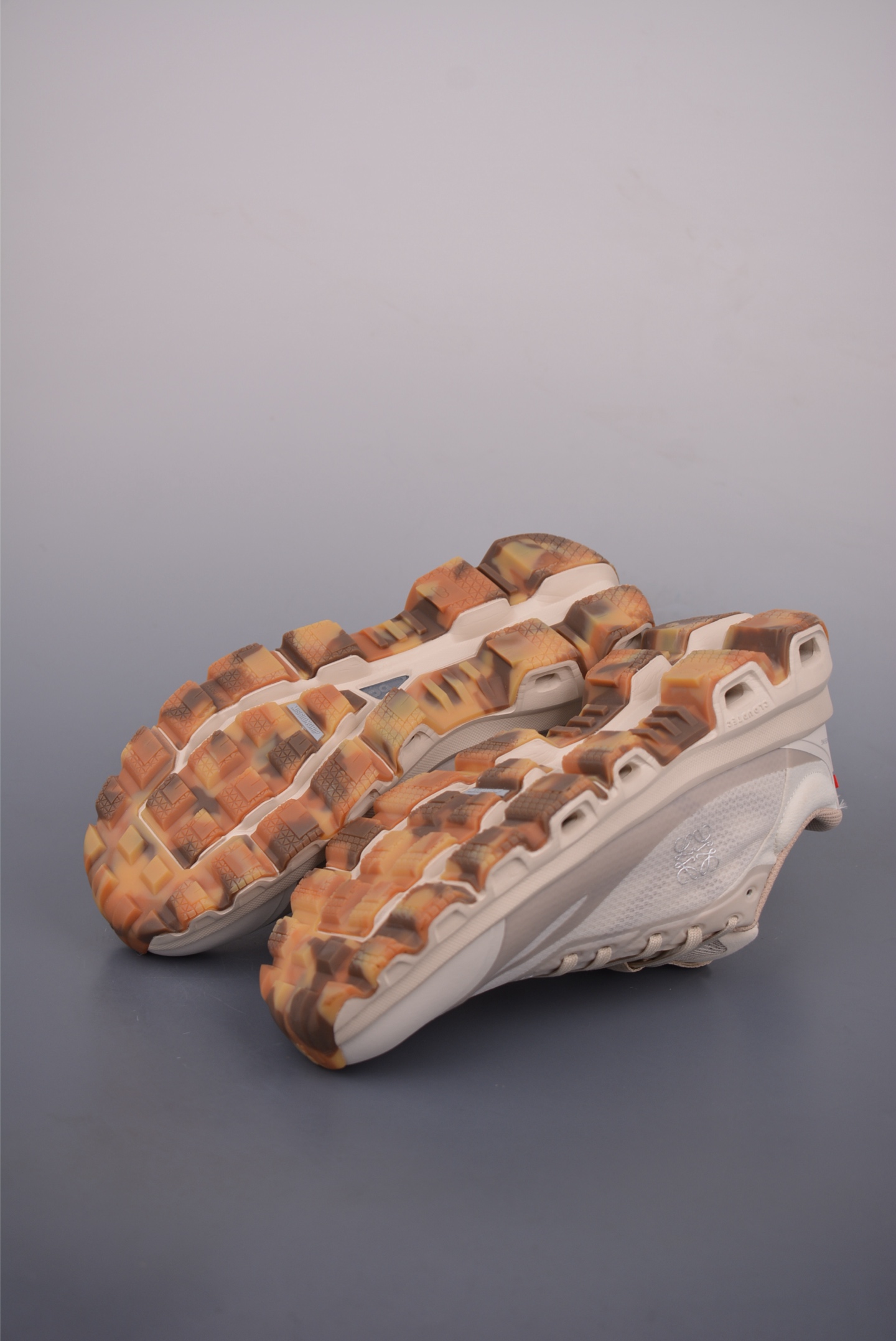 Loewe Cloudtilt Outdoor Running Shoes - Lightweight & Breathable 4 i1751316084948 5700 0 2