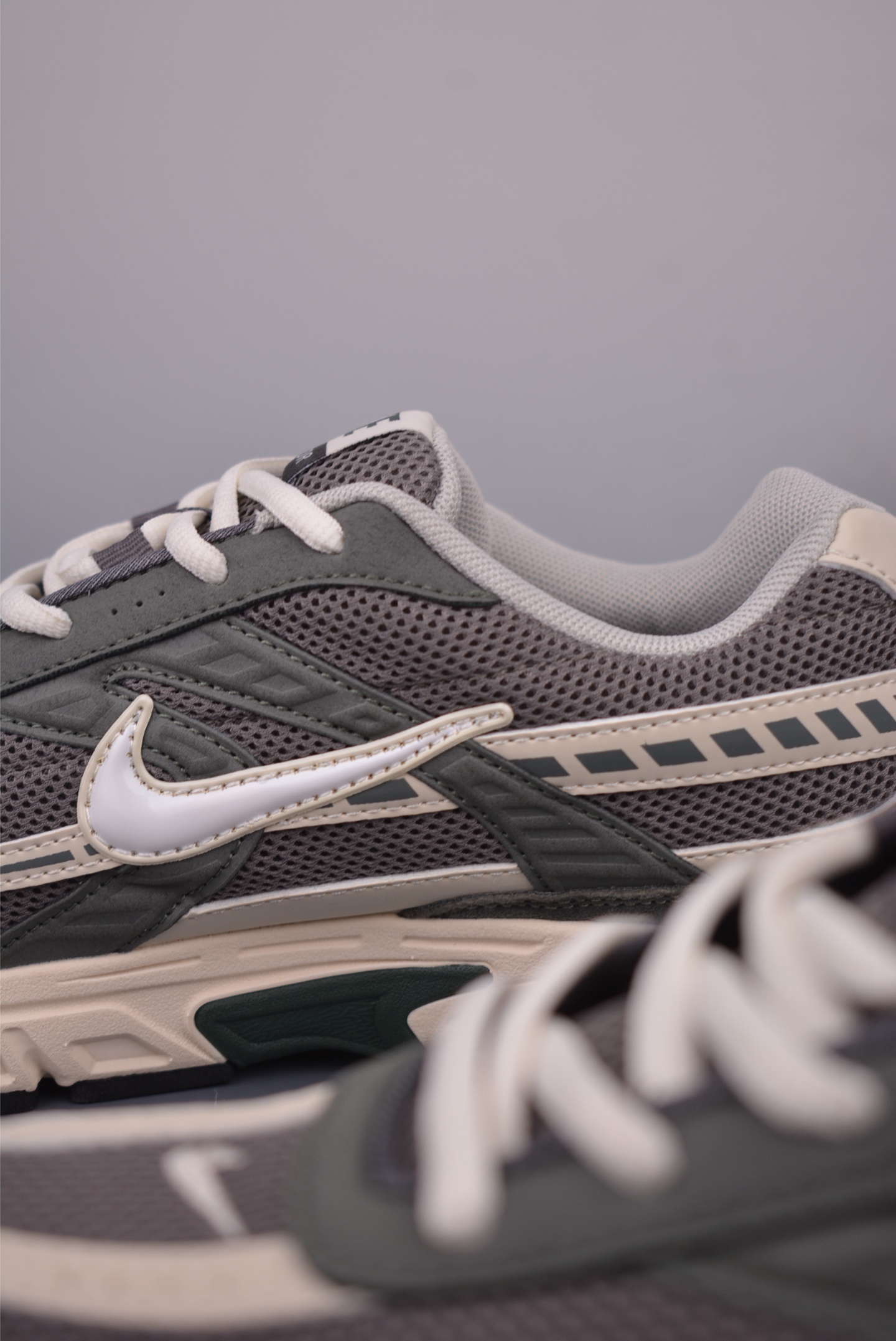 Nike Initiator Running Shoes - Retro Dad Sneakers - Company Grade Version 8 i1751316254090 7202 0 7