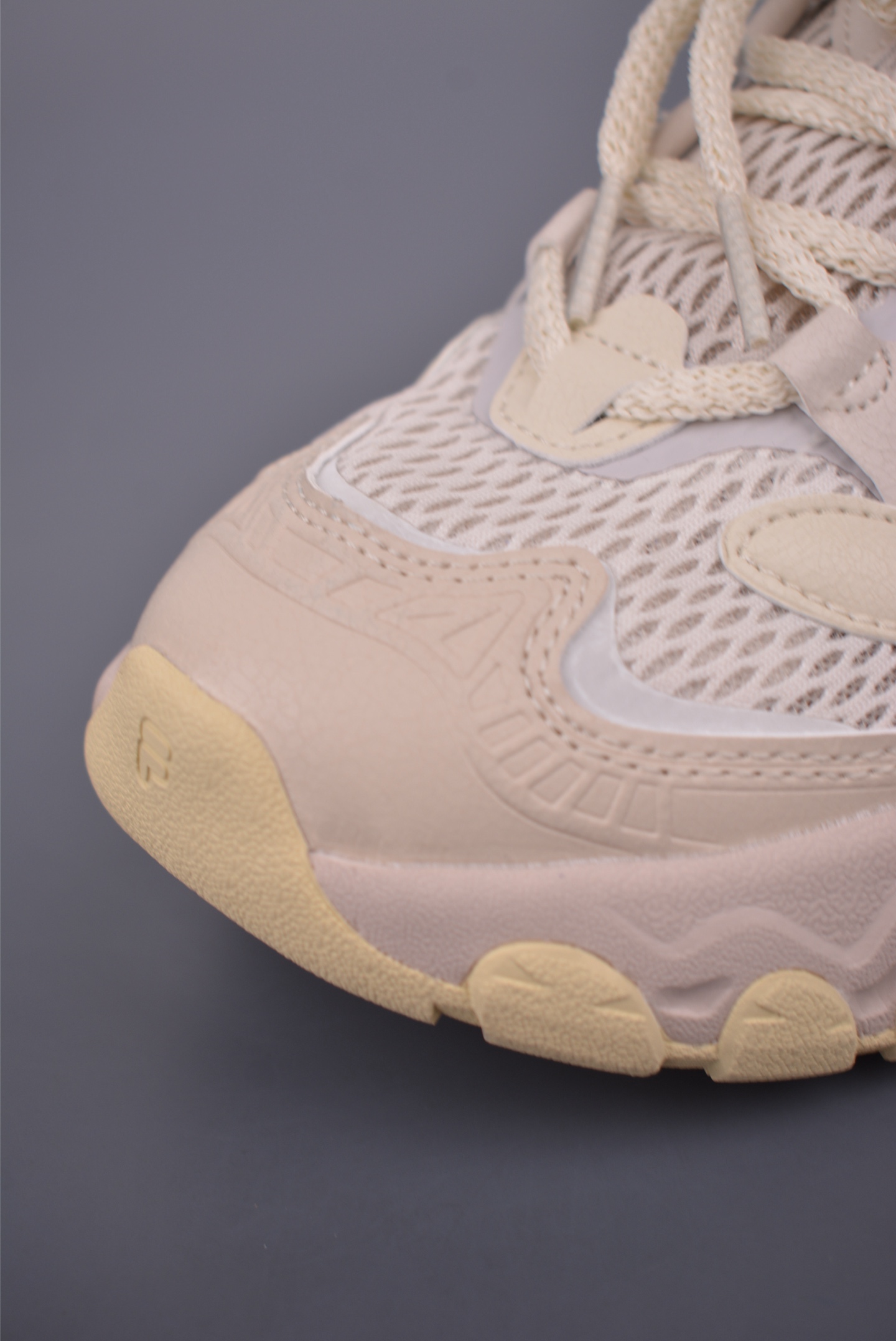Fila Fusion Retro-Inspired Chunky Sneakers - Fashionable, Comfortable, and Durable 6 i1751317401859 3580 0 5