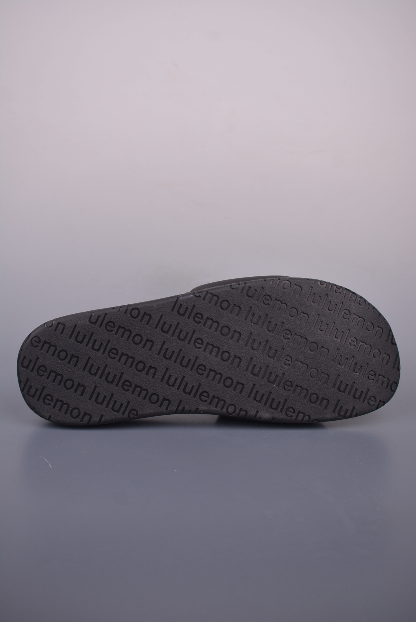 Lululemon Restfeel Slide Lightweight Comfortable Anti-slip One-piece Sandals 3 i1751317480158 2128 0 2