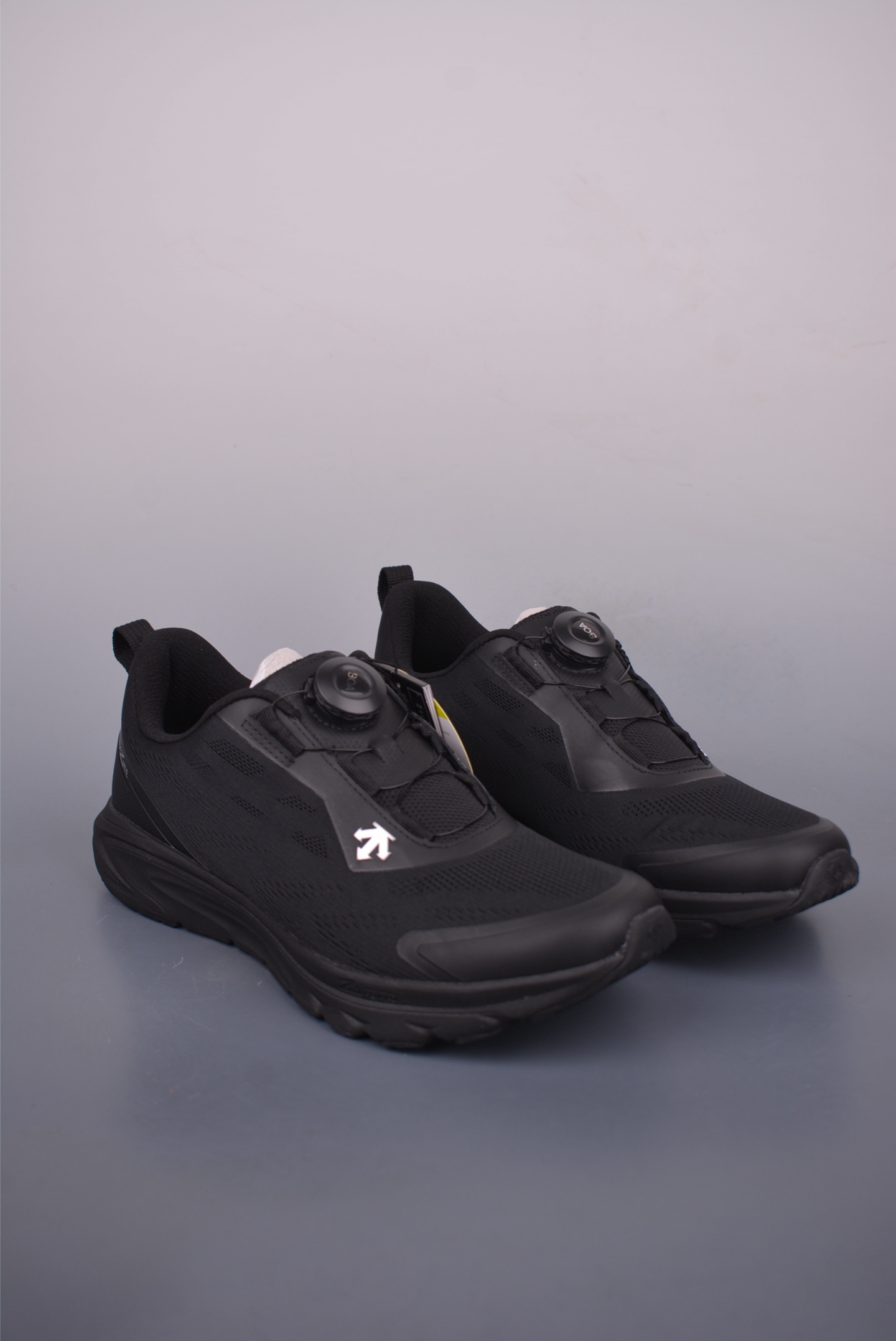 Descente Ease Wire Men's Trail Running Shoes | Waterproof Hiking Sneakers 1 i1751322446592 7413 0 0