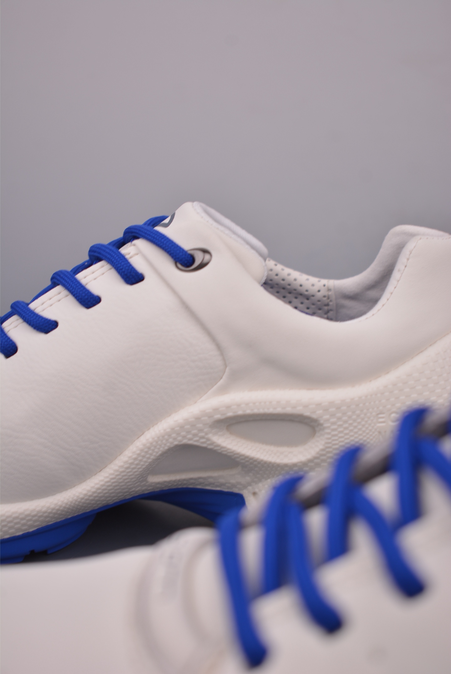 Ecco Biom White Leather Athletic Sneakers Walking Shoes for Men Size 39-44 9 i1751322723943 6509 0 7