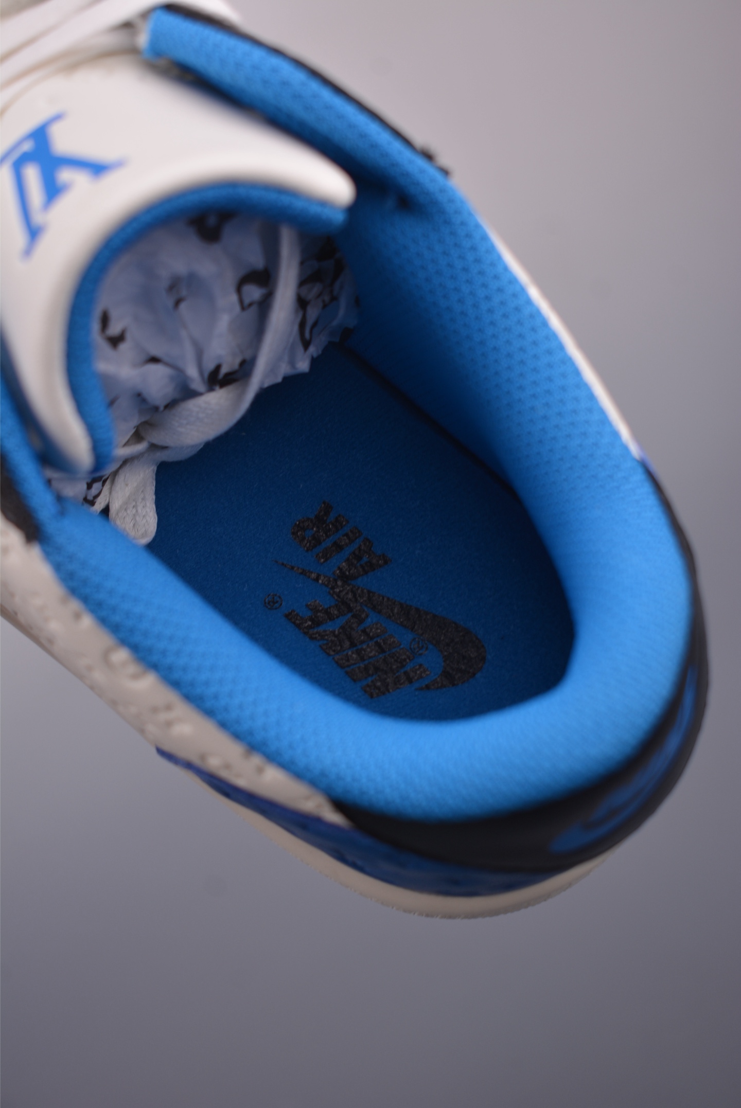 Louis Vuitton Trainer Sneaker Low Casual Athletic Shoes-Fashionable & Versatile 10 i1751323072447 3082 0 8
