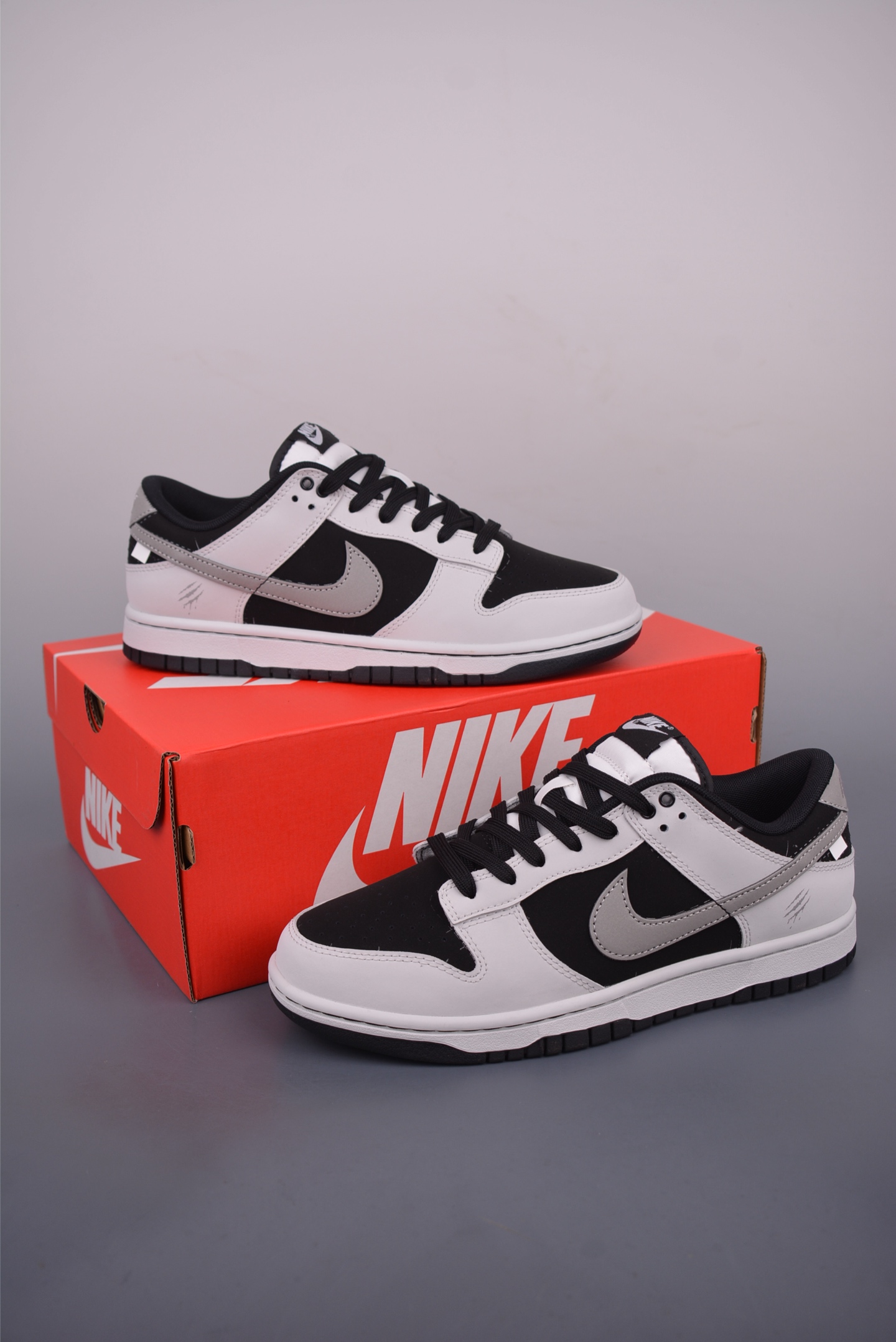 Nike SB Dunk Low Trailblazer Black White Sneakers WB0414-002 5 i1751324076518 2053 0 4