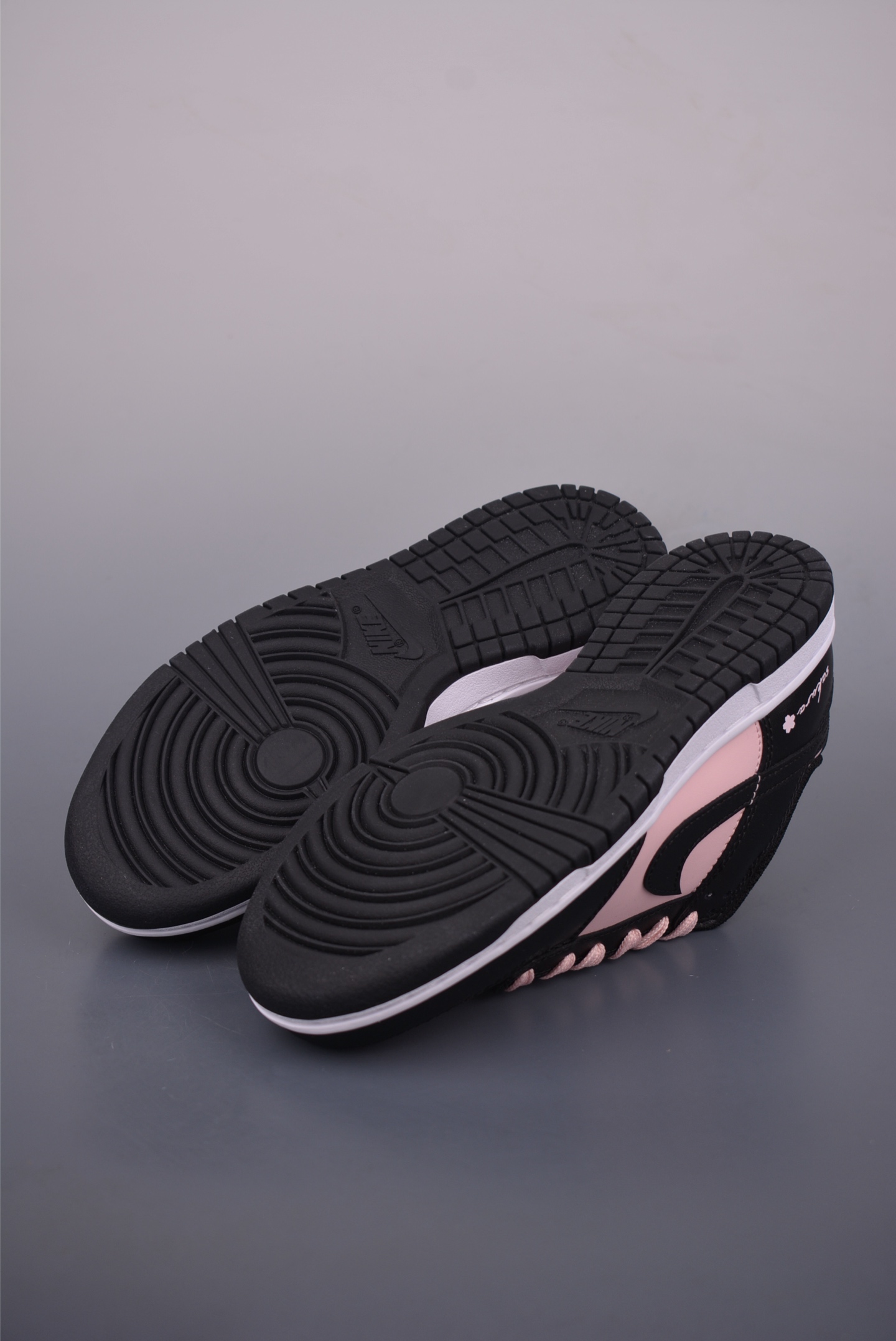 Nike SB Dunk Low Black Pink Sneakers - Original Leather, Enhanced Comfort 3 i1751324142516 3250 0 2