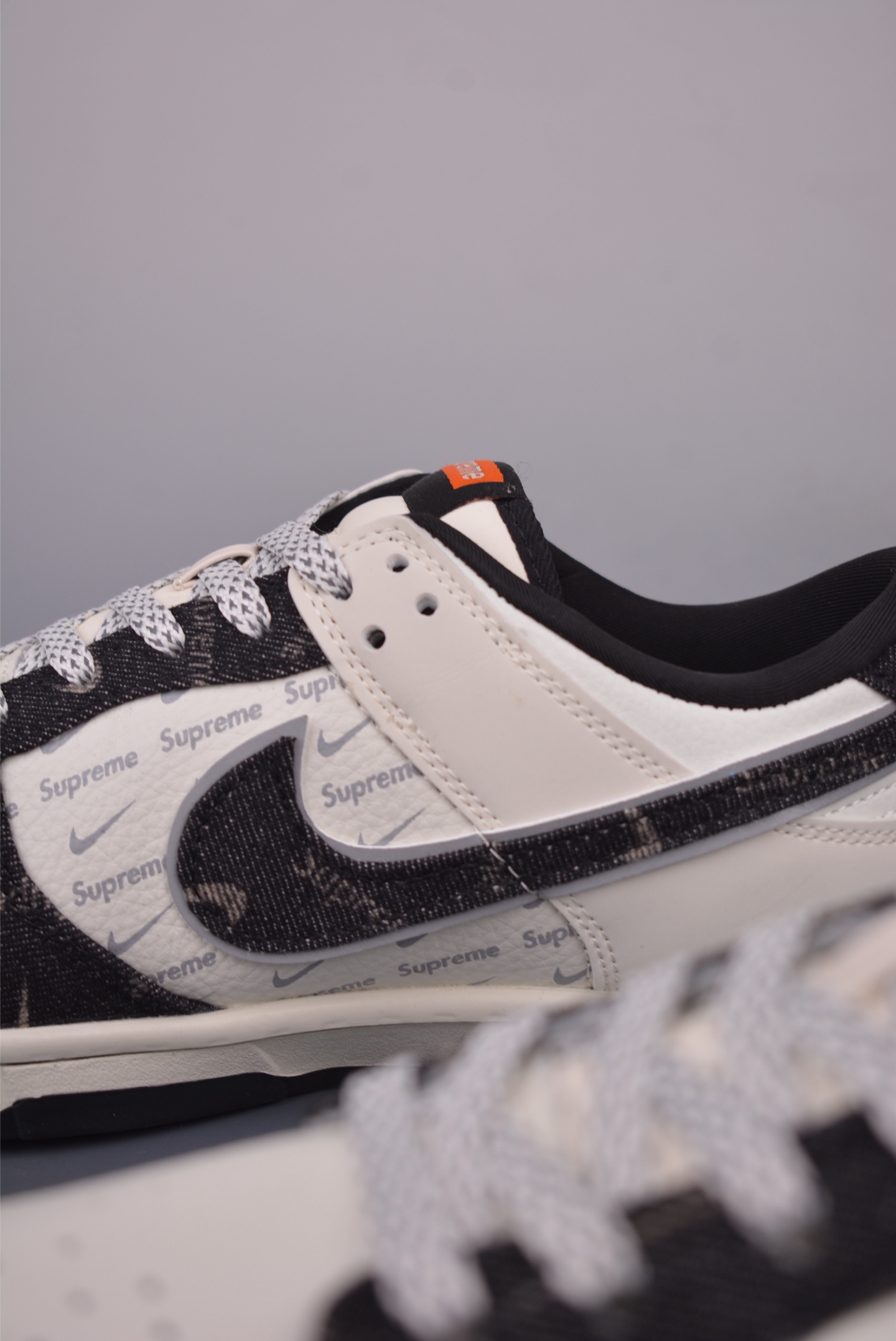 Nike SB Dunk Low Supreme Collab, Premium Leather, Original Design 9 i1751324277059 2769 0 7