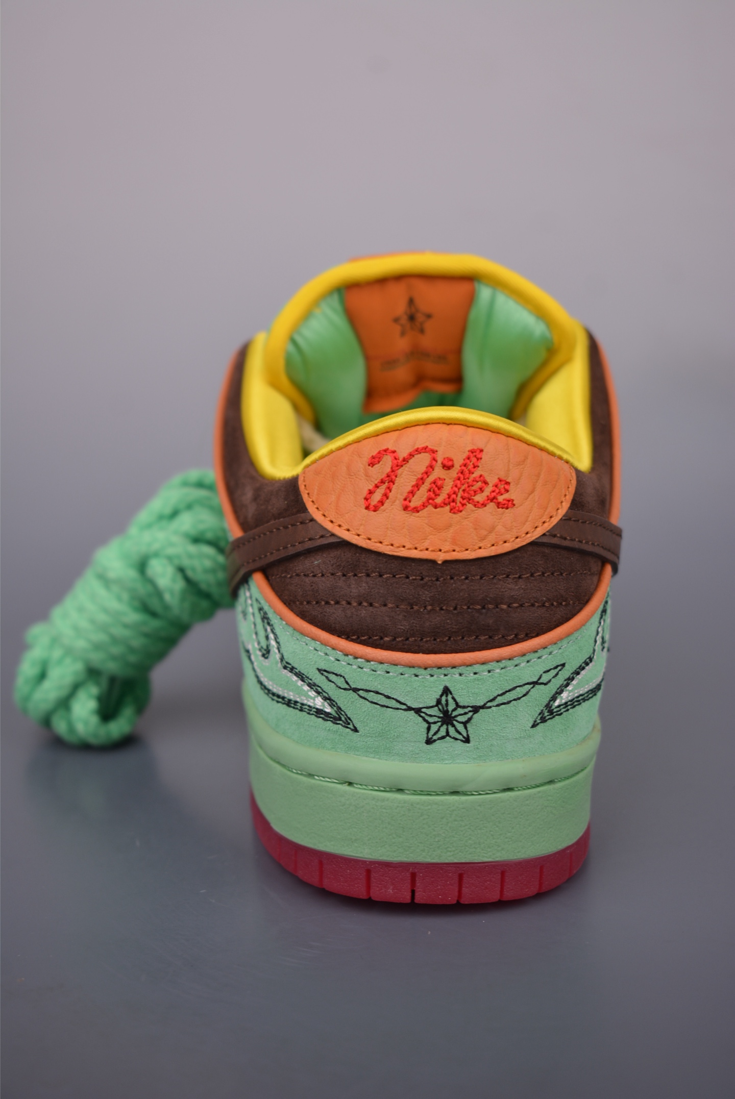 Nike SB Dunk Low Shenron: Exclusive Edition Sneakers for Ultimate Style 5 i1751324481359 1492 0 3