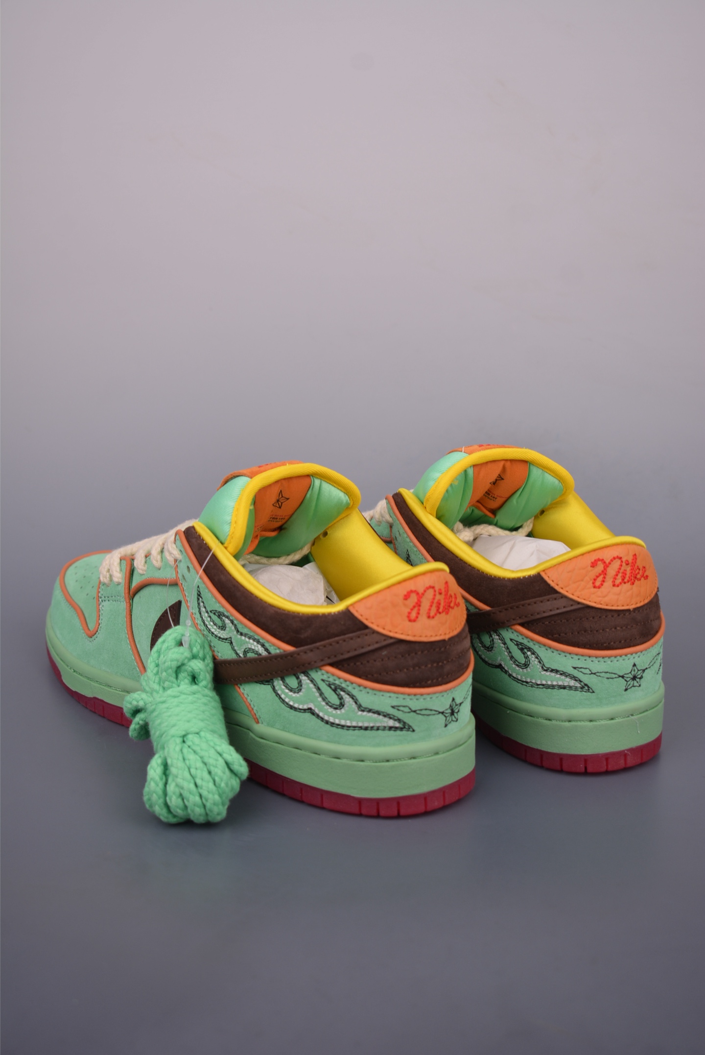 Nike SB Dunk Low Shenron: Exclusive Edition Sneakers for Ultimate Style 3 i1751324481371 2604 0 1