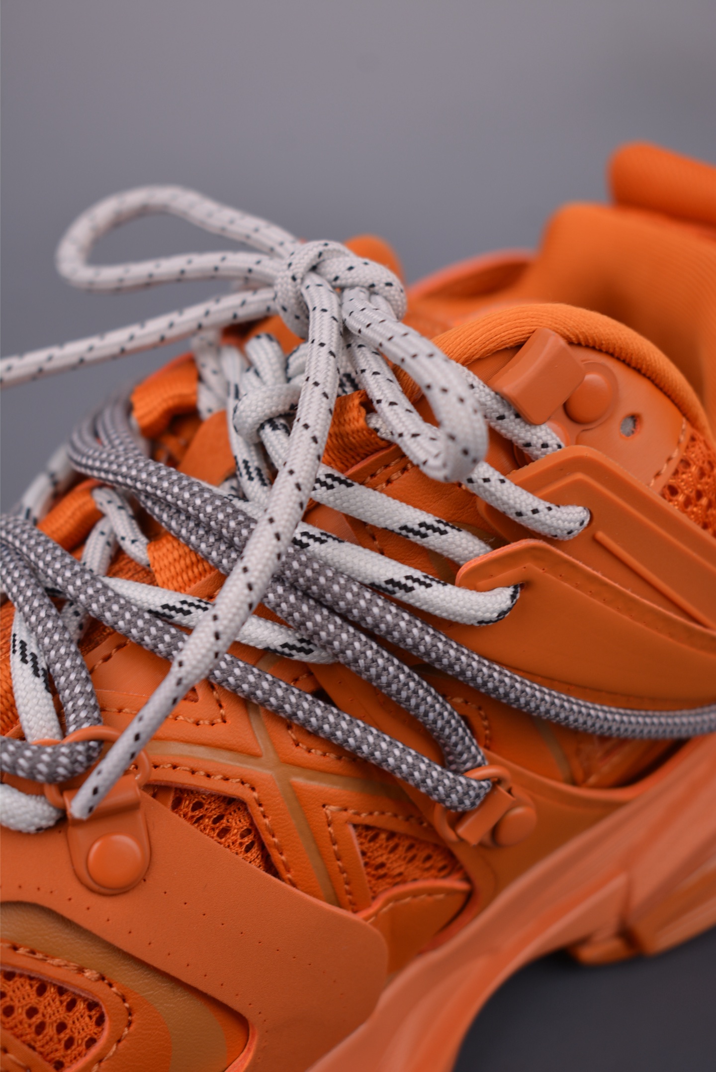 380 Balenciaga巴黎世家 Track Trail 巴黎世家三代 户外概念复古老爹鞋 800590 WTRHK-Chinese UA Cheap High Quatity Brand Clothes Bags handbags Sneakers wholesale wholesaler seller from China Factory suppliers Fashion Clothing Shoes best Quality Beautiful Price 380 Balenciaga巴黎世家 Track Trail 巴黎世家三代 户外概念复古老爹鞋 800590 WTRHK