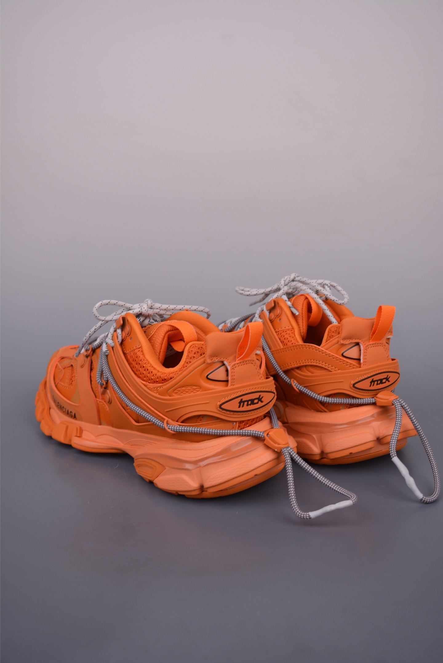 380 Balenciaga巴黎世家 Track Trail 巴黎世家三代 户外概念复古老爹鞋 800590 WTRHK-Chinese UA Cheap High Quatity Brand Clothes Bags handbags Sneakers wholesale wholesaler seller from China Factory suppliers Fashion Clothing Shoes best Quality Beautiful Price 380 Balenciaga巴黎世家 Track Trail 巴黎世家三代 户外概念复古老爹鞋 800590 WTRHK