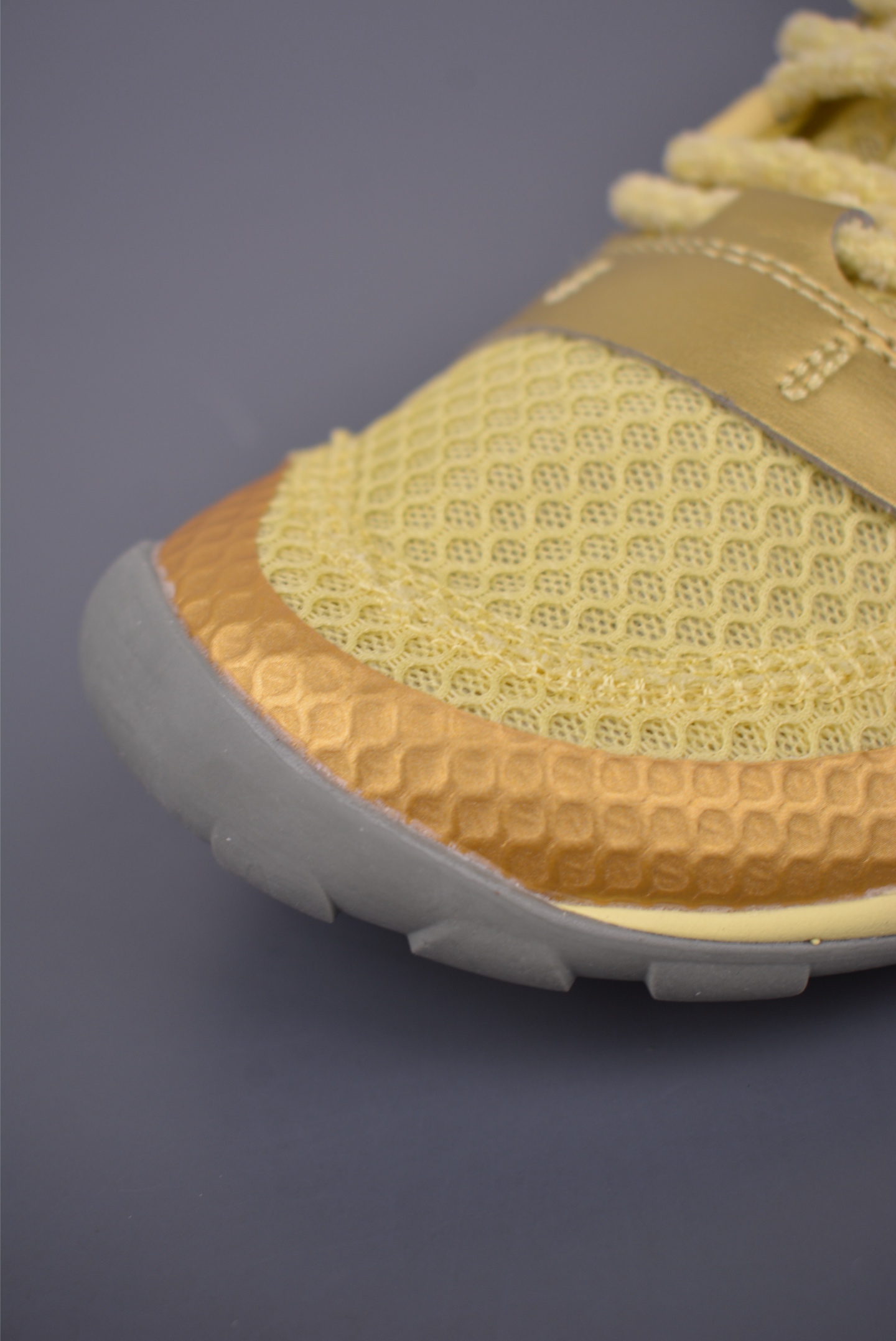 170 New Balance MT10系列 NB新百伦 薄底赤足鞋 MT10OMB