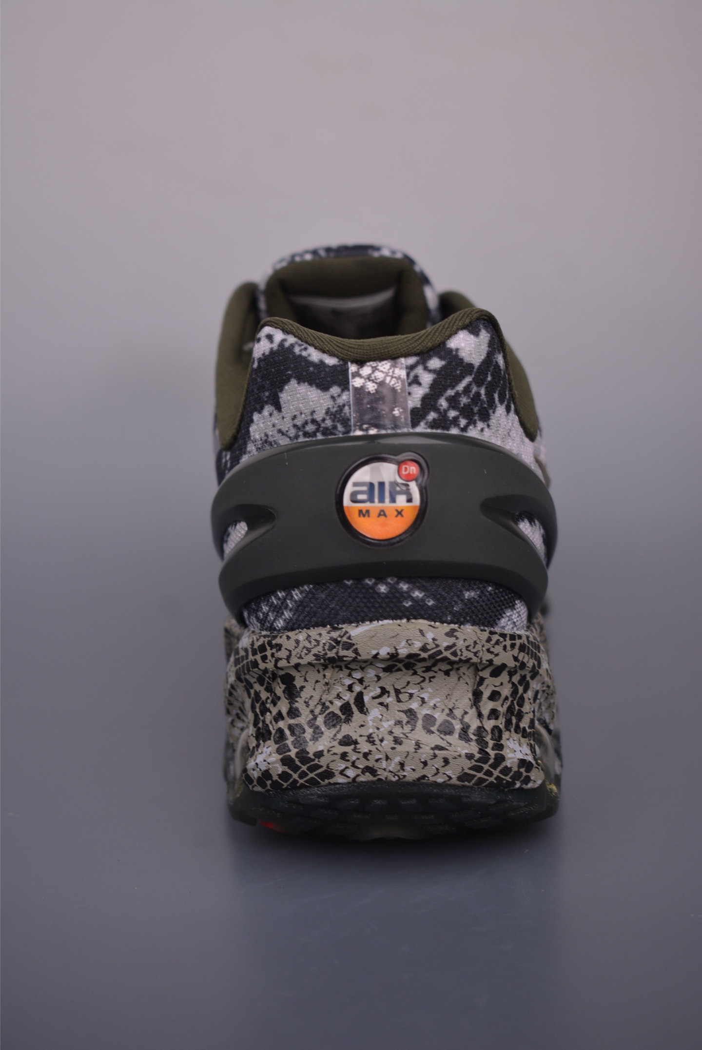 Nike Air Max DN8 Running Shoes - Full-Length Air Cushion Comfort 5 i1751396523965 587 0 3
