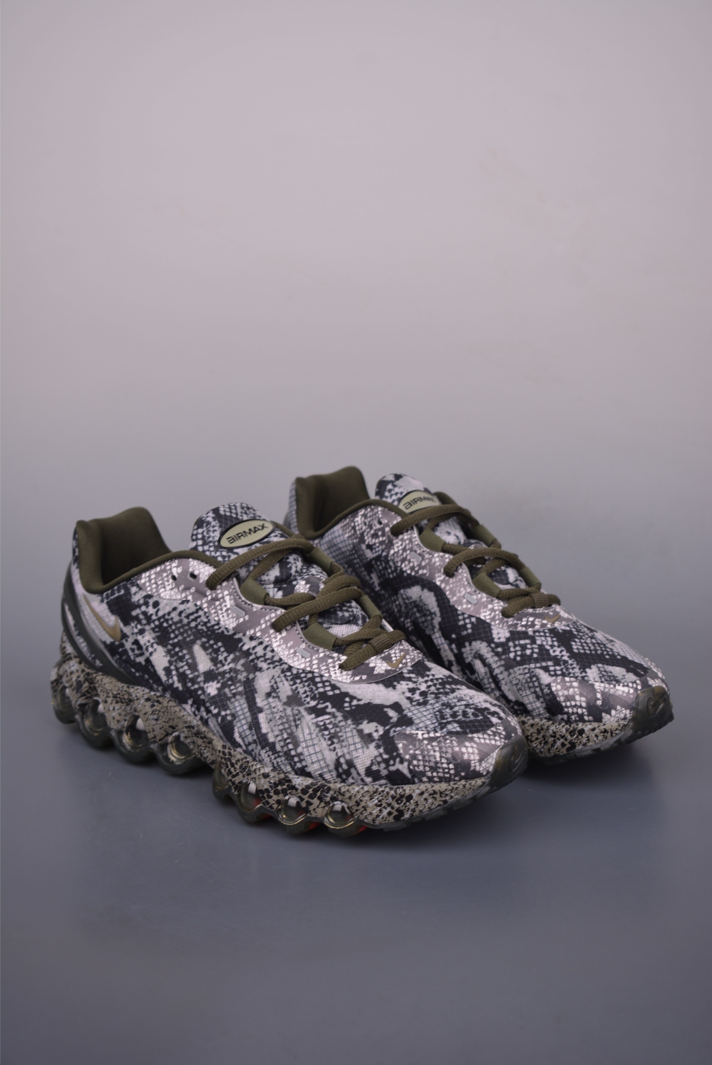 Nike Air Max DN8 Running Shoes - Full-Length Air Cushion Comfort 2 i1751396527815 5145 0 0