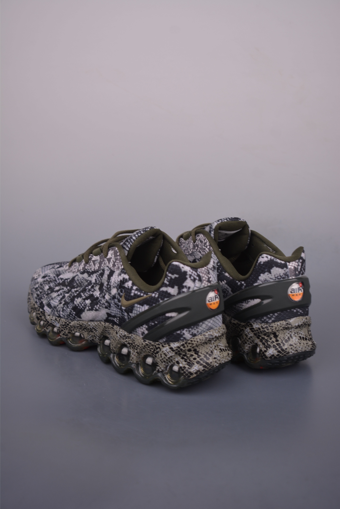 Nike Air Max DN8 Running Shoes - Full-Length Air Cushion Comfort 3 i1751396527845 5337 0 1
