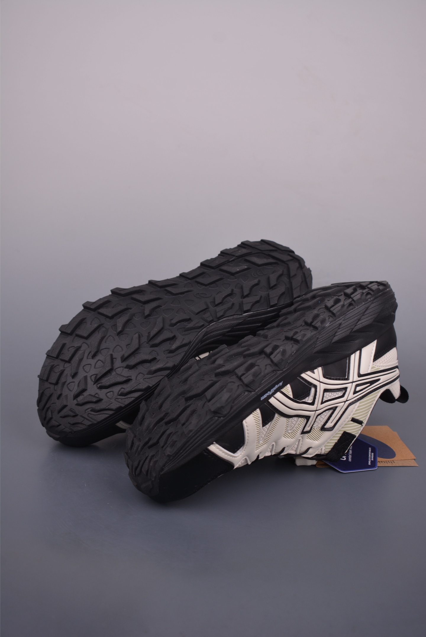 Asics GEL-SONOMA FE Low-Top Sneakers Breathable and Durable Outdoor Shoes 3 i1751398492972 8252 0 2