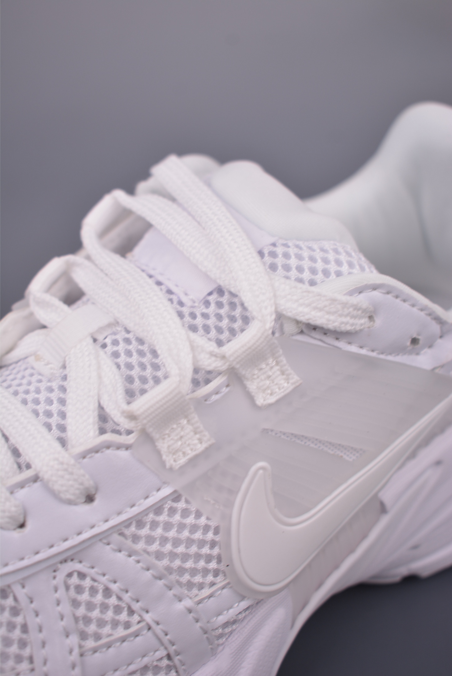 Nike V2K Runtekk Retro Low-Top Running Shoes - Cushioned, Breathable, and Stylish 7 i1751494368699 7099 0 6