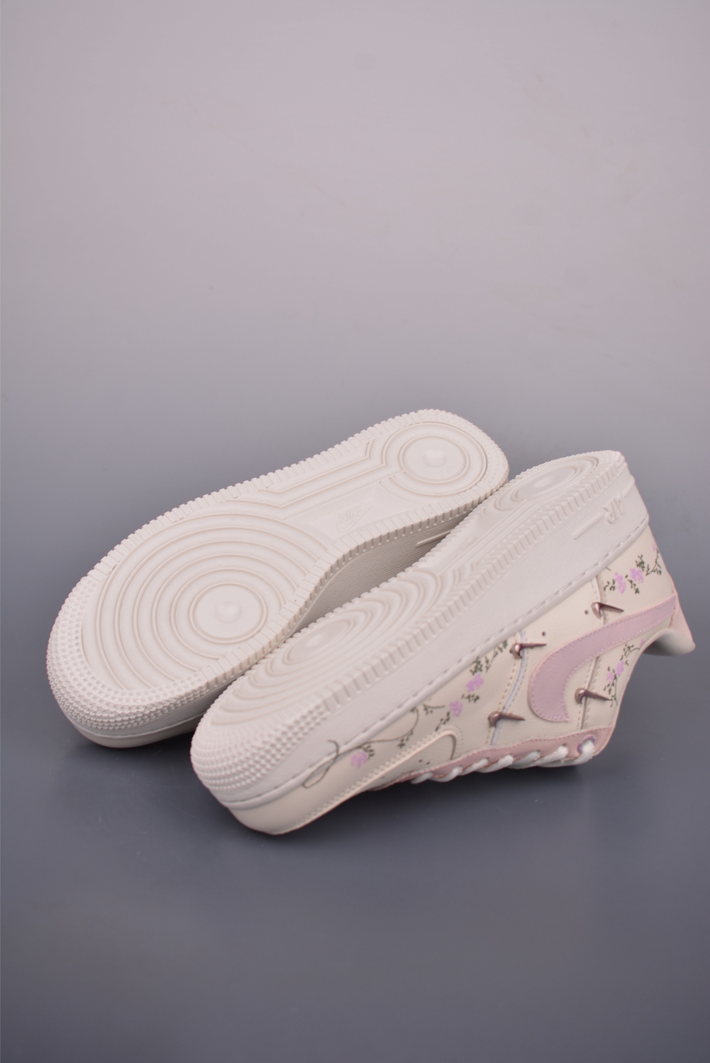 260 Nike Air Force 1 Low 浅粉樱花 FV8110-182