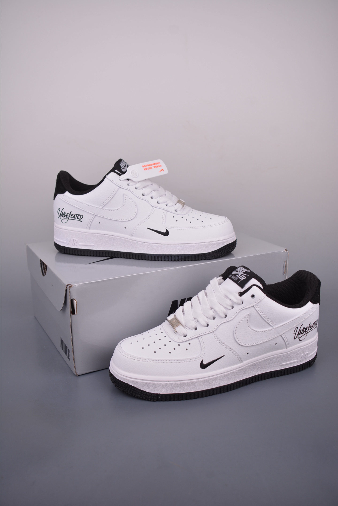 Nike Air Force 1 Low White Black: Classic Style with Premium Comfort 6 i1751494508614 7157 0 4