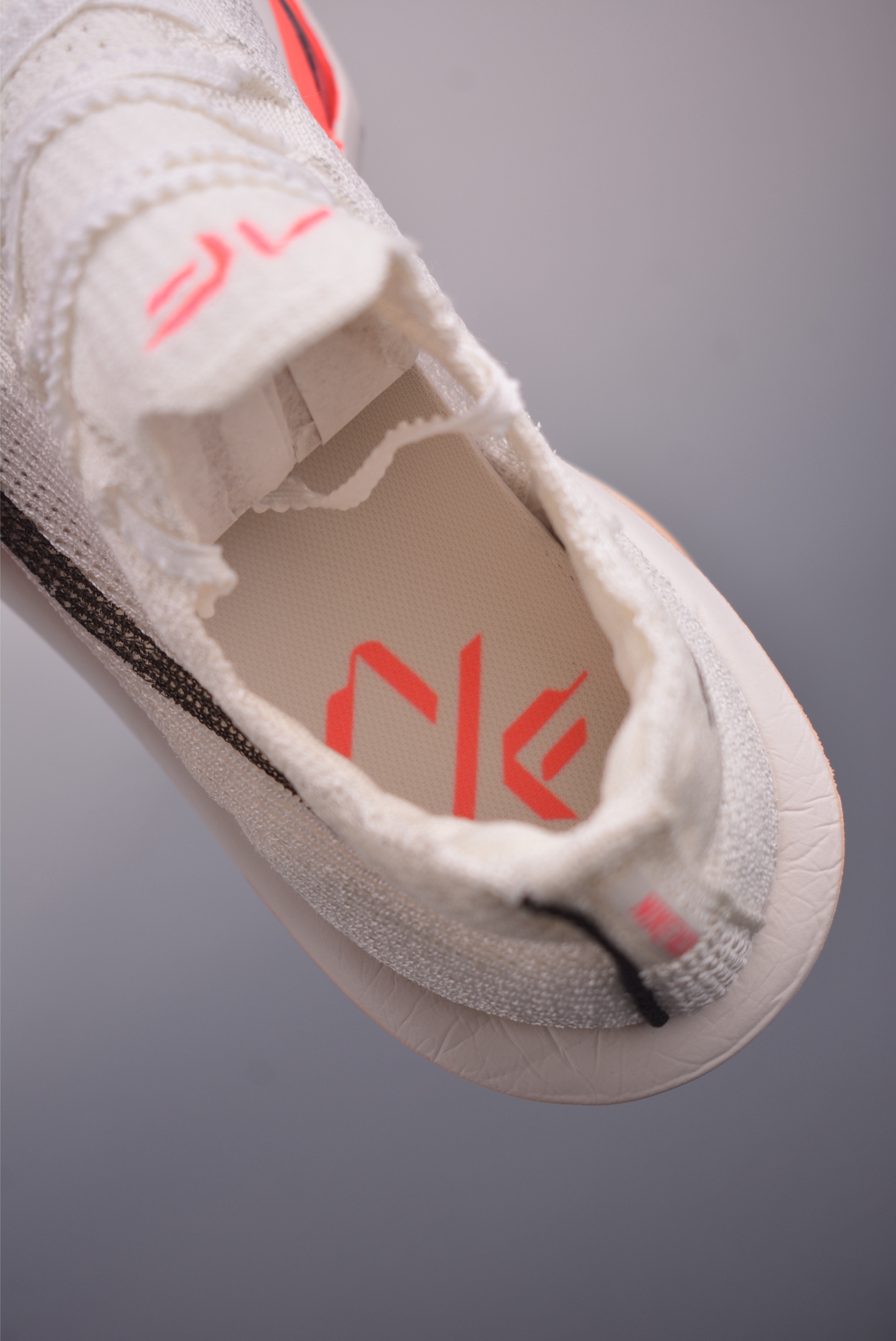 Nike ZoomX Vaporfly NEXT% Marathon Running Shoes - Shock Absorption & Carbon Fiber 9 i1751494671714 3836 0 8