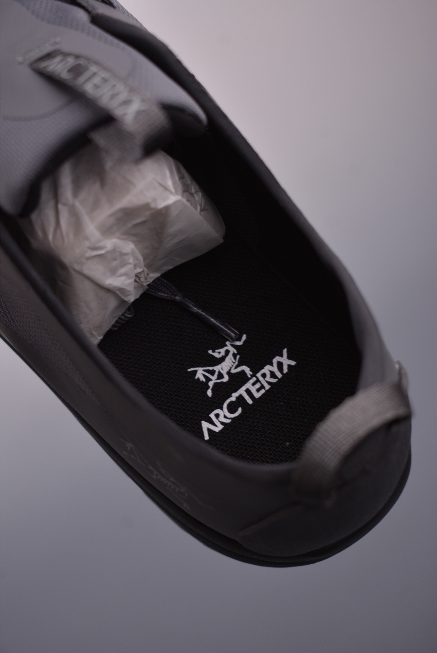 Arc'teryx Konseal LT Women's Breathable Trail Running Shoes for Technical Hiking 9 i1751495198885 5845 0 8