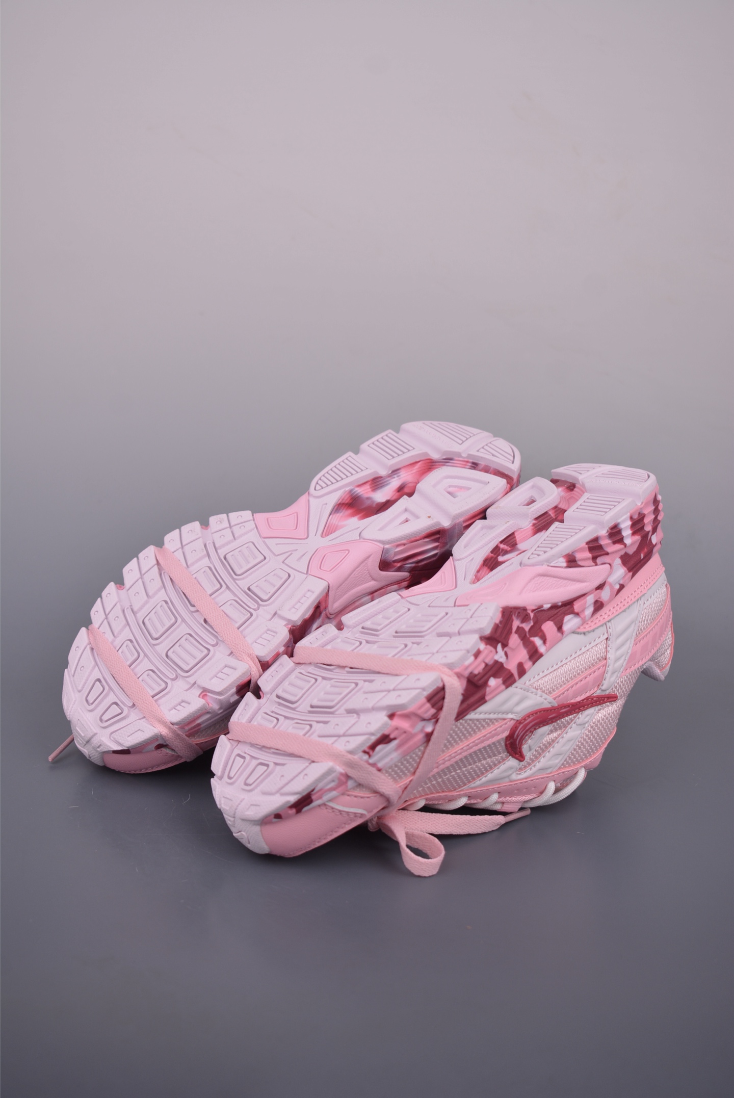 Nike Initiator Running Shoes - Retro Style, Company Grade Version 4 i1751495629619 1991 0 2