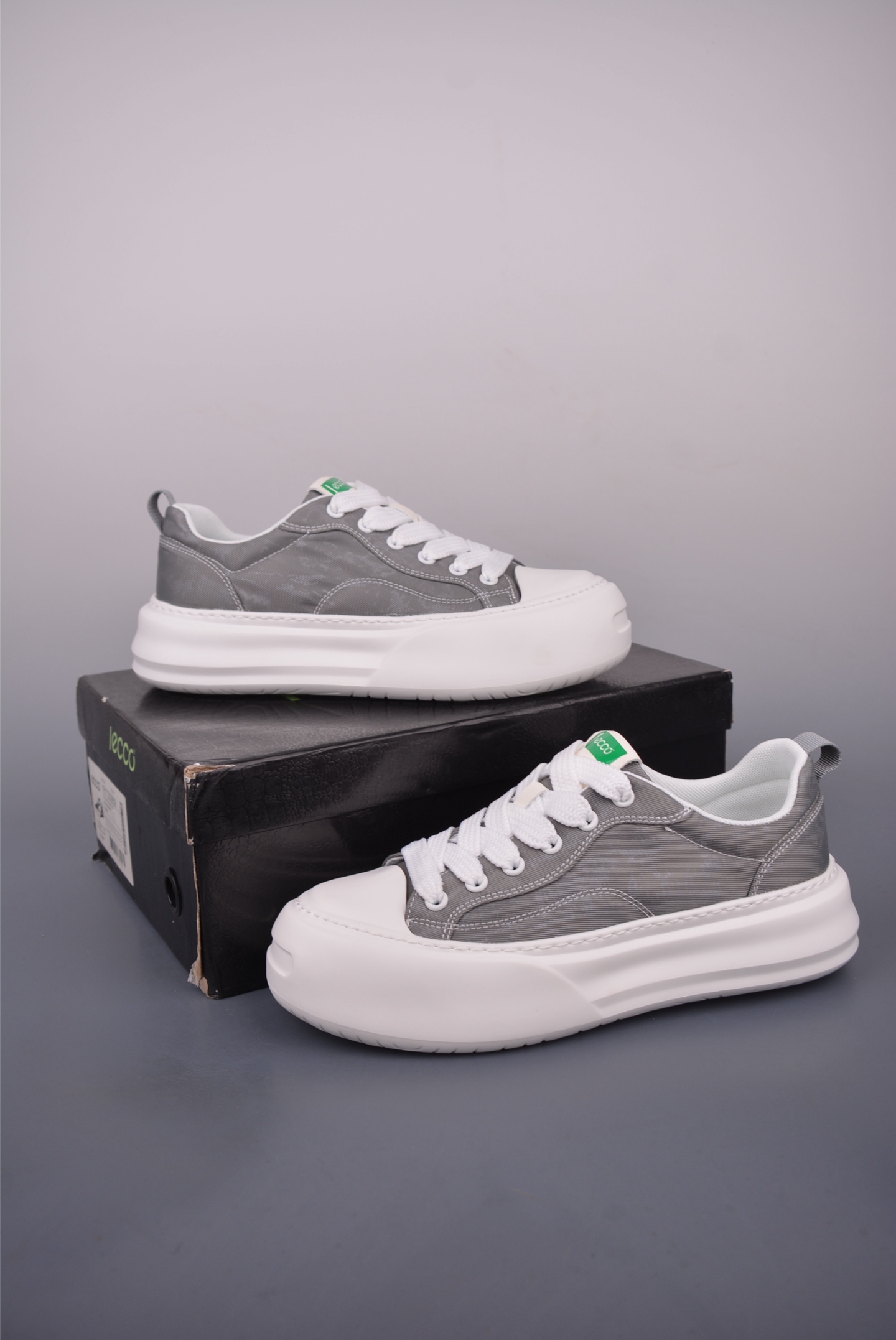 ECCO Men's 2025 Lightweight Leather Sneakers - Stylish & Comfortable 1 i1751496763317 8123 0 0