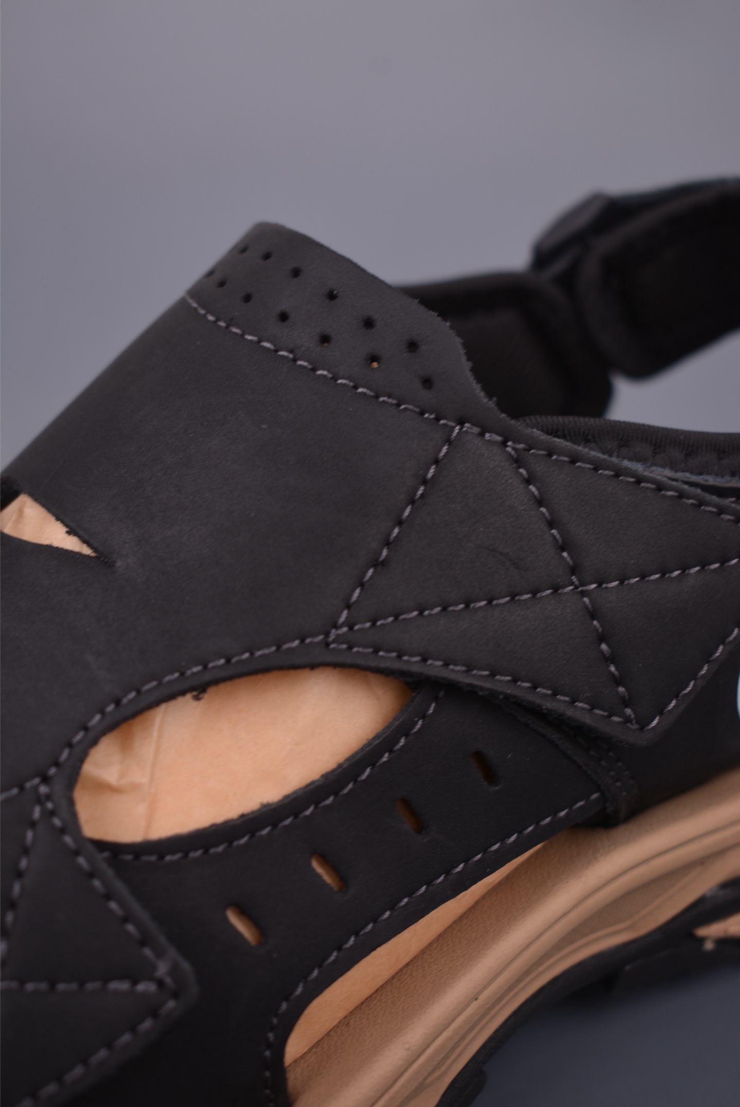 CAT Men's Outdoor Closed Toe Sport Sandals Breathable Leather Beach Shoes 8 i1751497760797 7935 0 6