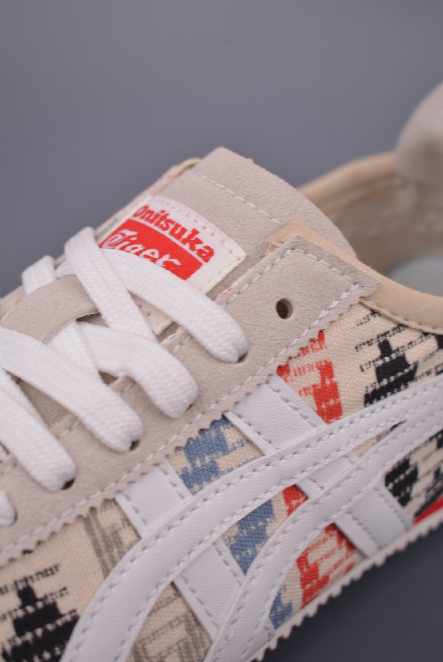 Onitsuka Tiger MEXICO 66 Cream Sneakers with Embroidered Aztec Pattern 8 i1751581772193 7247 0 6