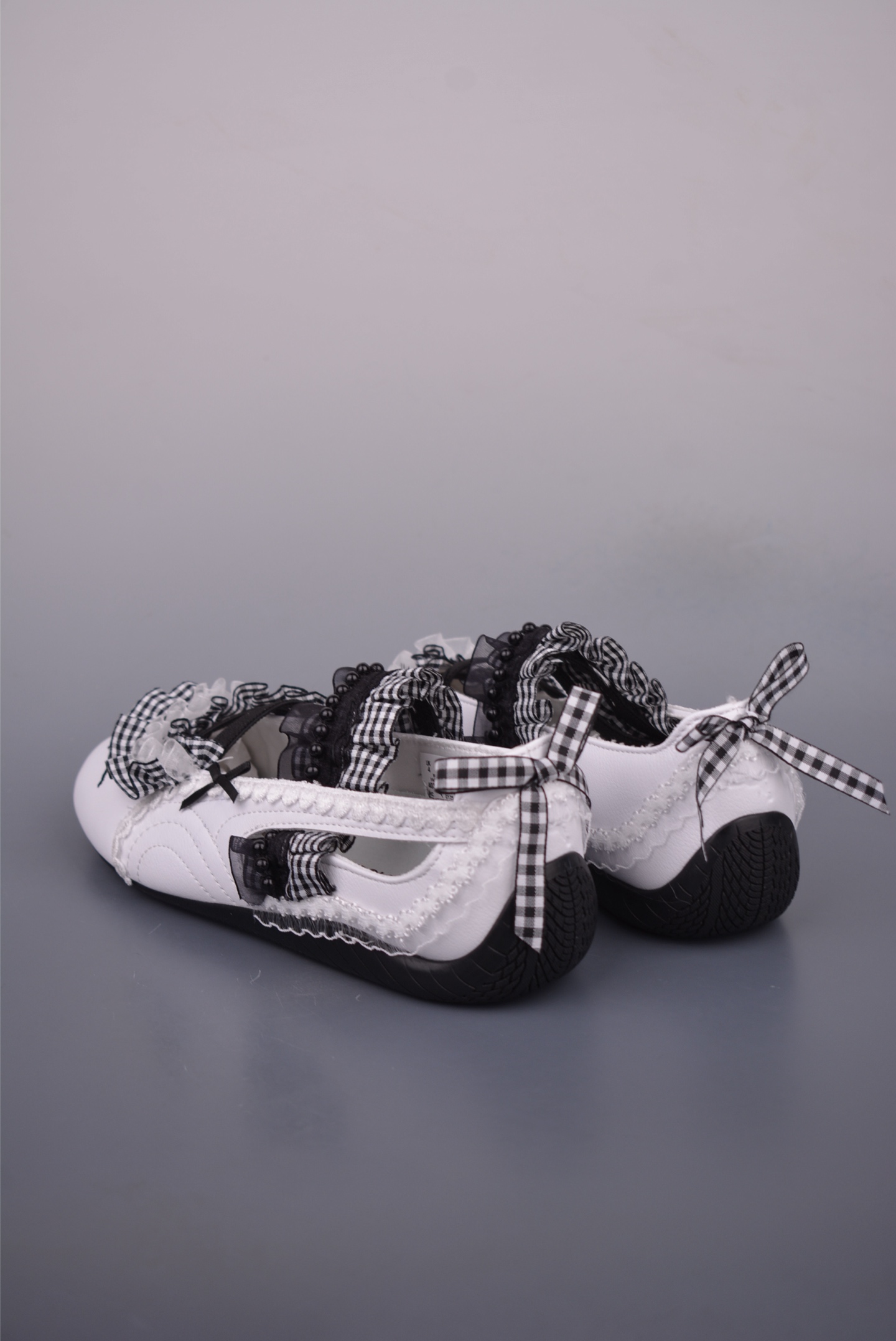 PUMA Speedcat Ballet SD Wns - Retro Flat Shoes with Gingham Accents 2 i1751582762099 4889 0 1