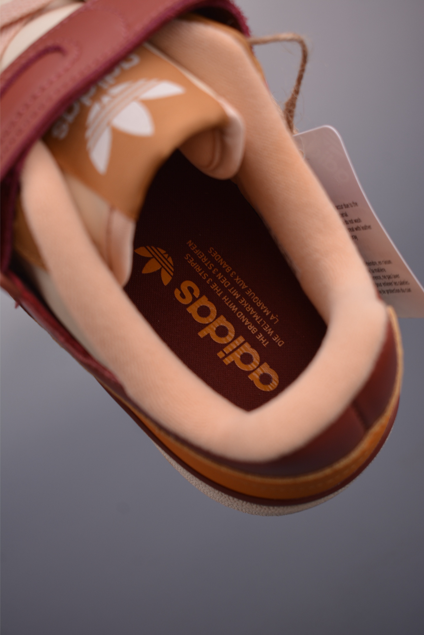 Adidas Forum Low CL Sneakers - Retro Style, Comfortable, and Versatile 10 i1751583027789 9544 0 8