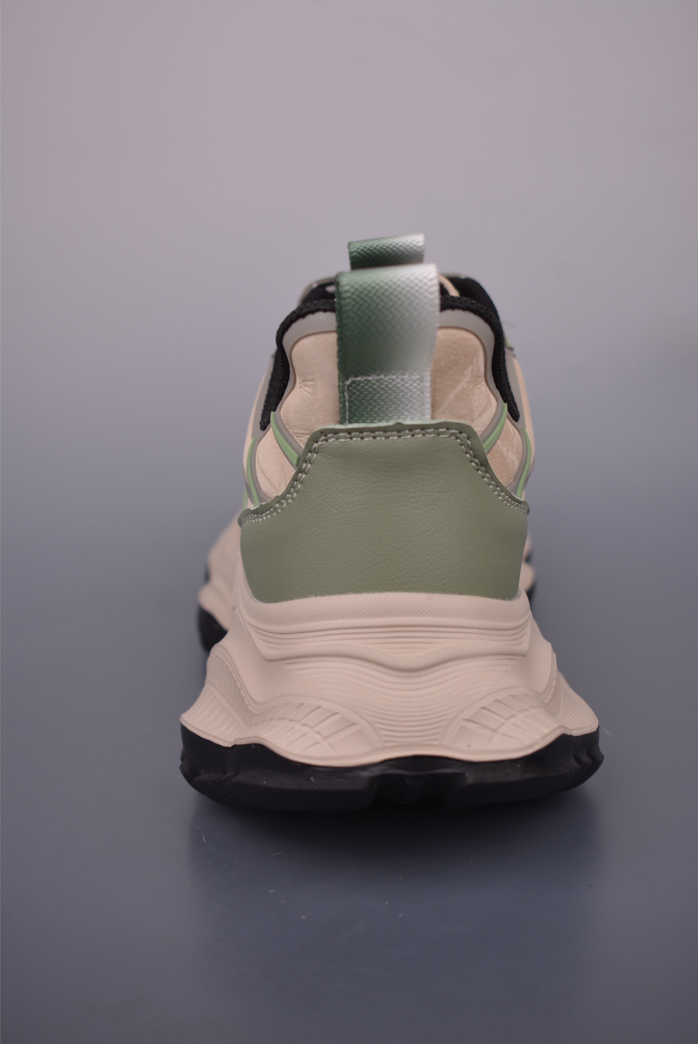 Balenciaga 23SS Sneaker: Low-Top Casual Sneakers in Rose Pink and Black 5 i1751583378996 8887 0 3