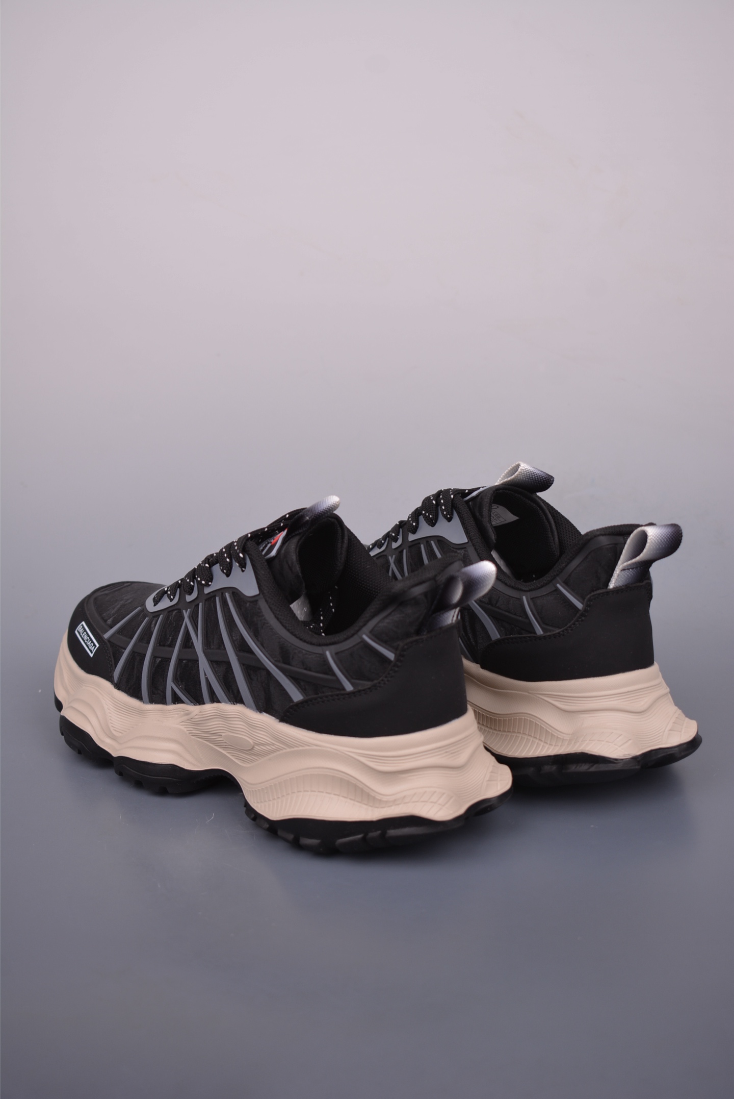 Balenciaga 23SS Rose Pink/Black Low-Top Sneakers - Stylish & Comfortable 3 i1751583404186 9811 0 1