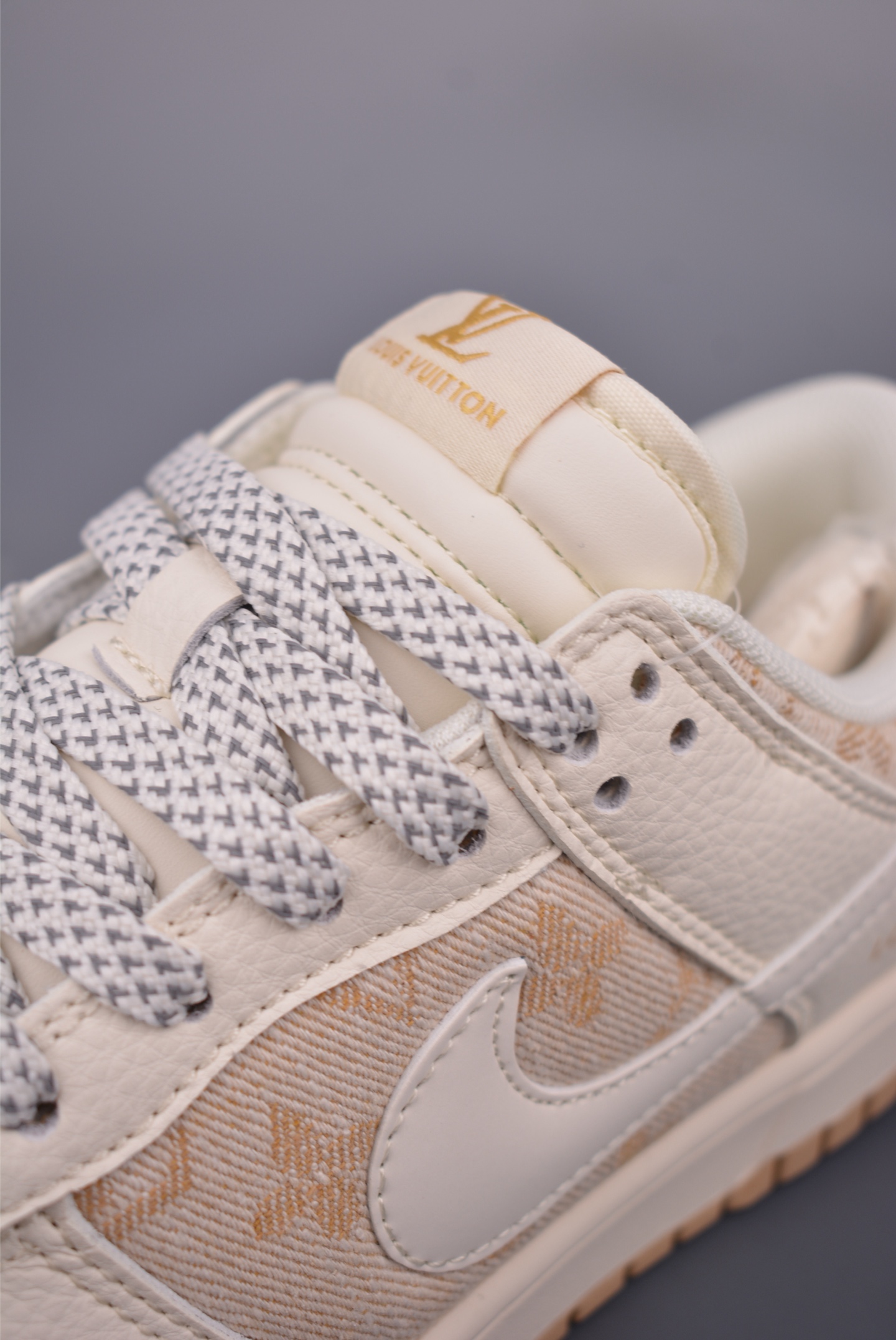 Nike SB Dunk Low Louis Vuitton Collaboration Premium Leather Sneakers 7 i1751583553229 9184 0 6