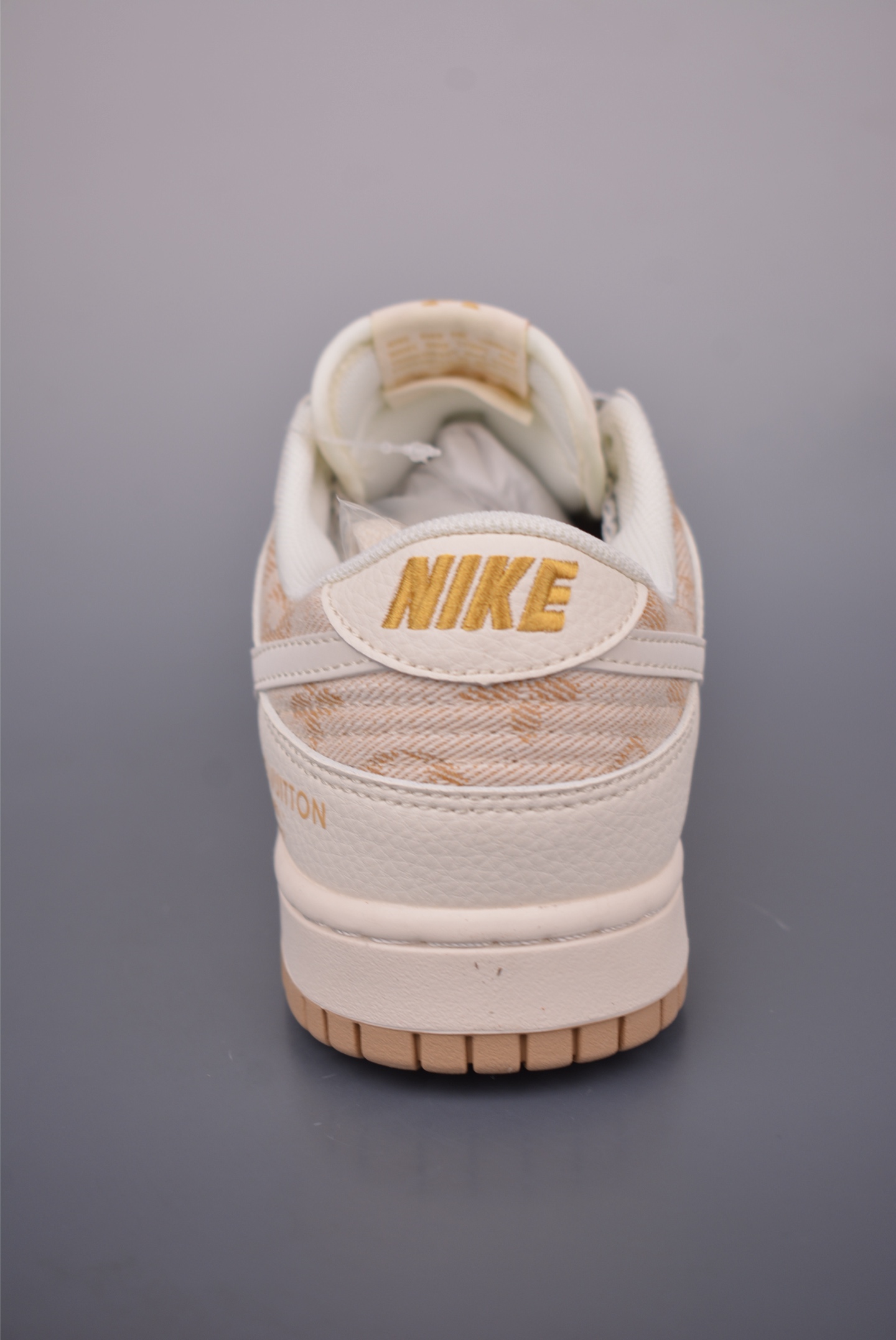 Nike SB Dunk Low Louis Vuitton Collaboration Premium Leather Sneakers 4 i1751583553281 3848 0 3