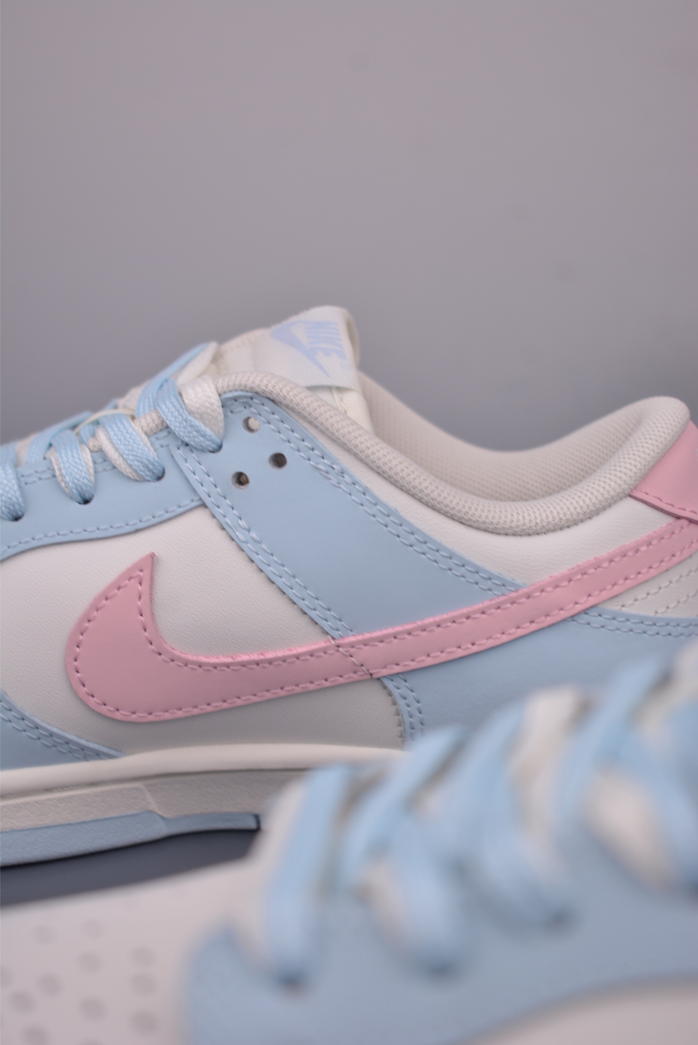 Nike SB Dunk Low 'Just Do It' Premium Leather Sneakers - Women's Sizes 9 i1751583763070 4762 0 7