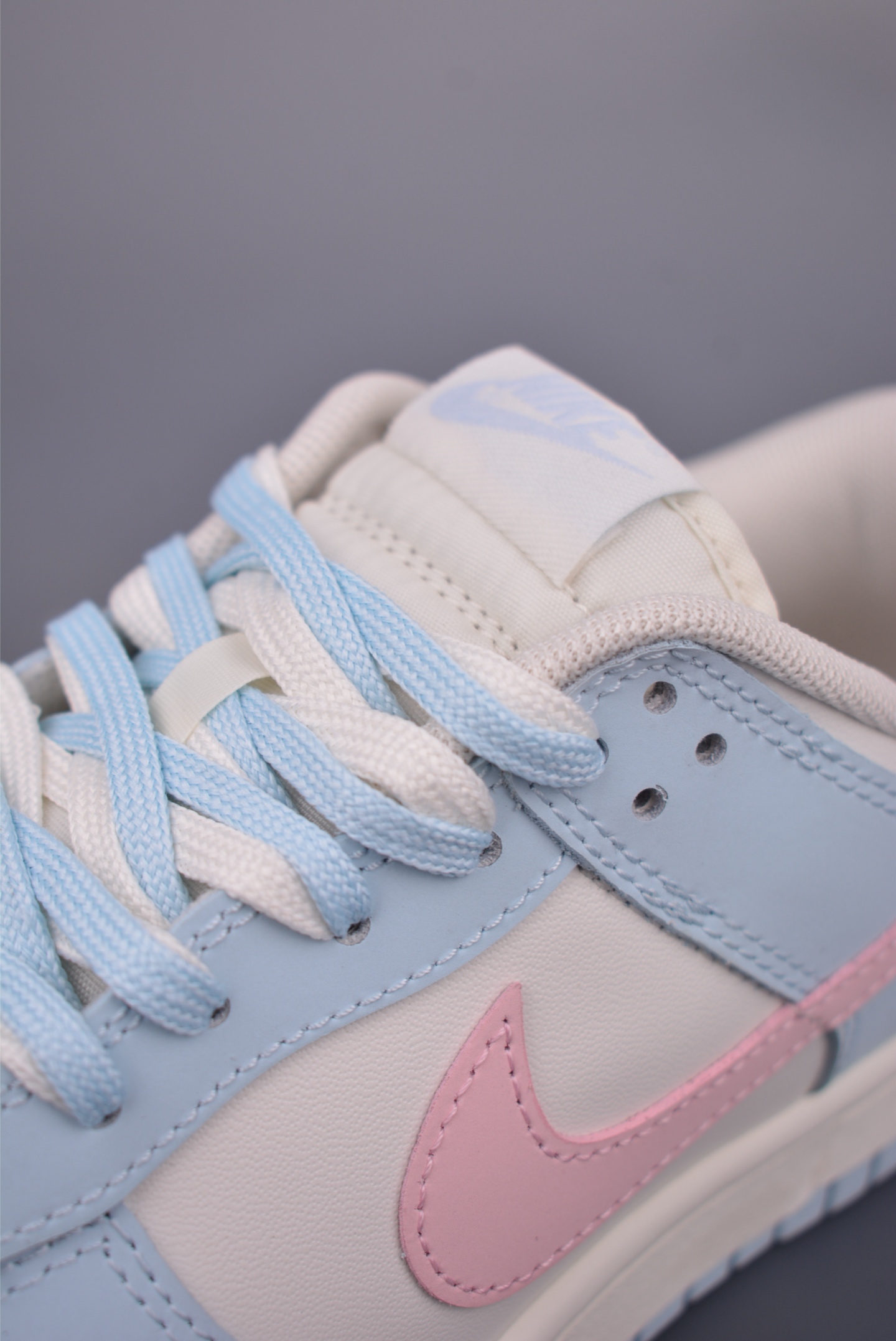 Nike SB Dunk Low 'Just Do It' Premium Leather Sneakers - Women's Sizes 8 i1751583768084 9616 0 6
