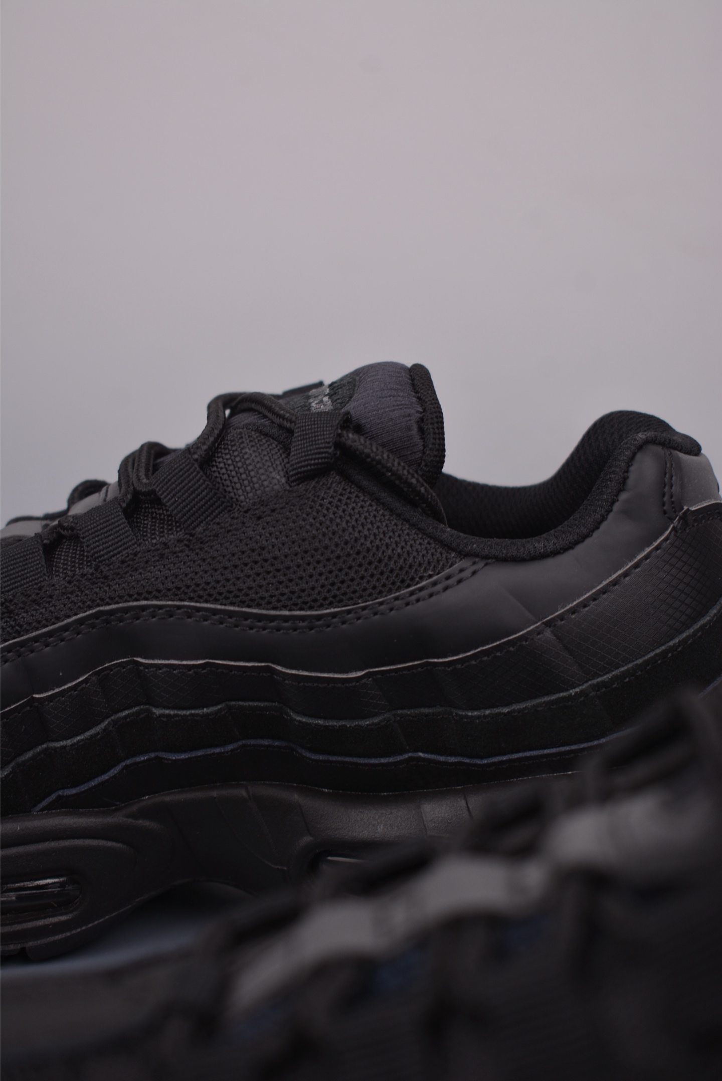 Nike Air Max 95: Comfortable, Breathable, and Durable Running Shoes 9 i1751659646759 5428 0 7