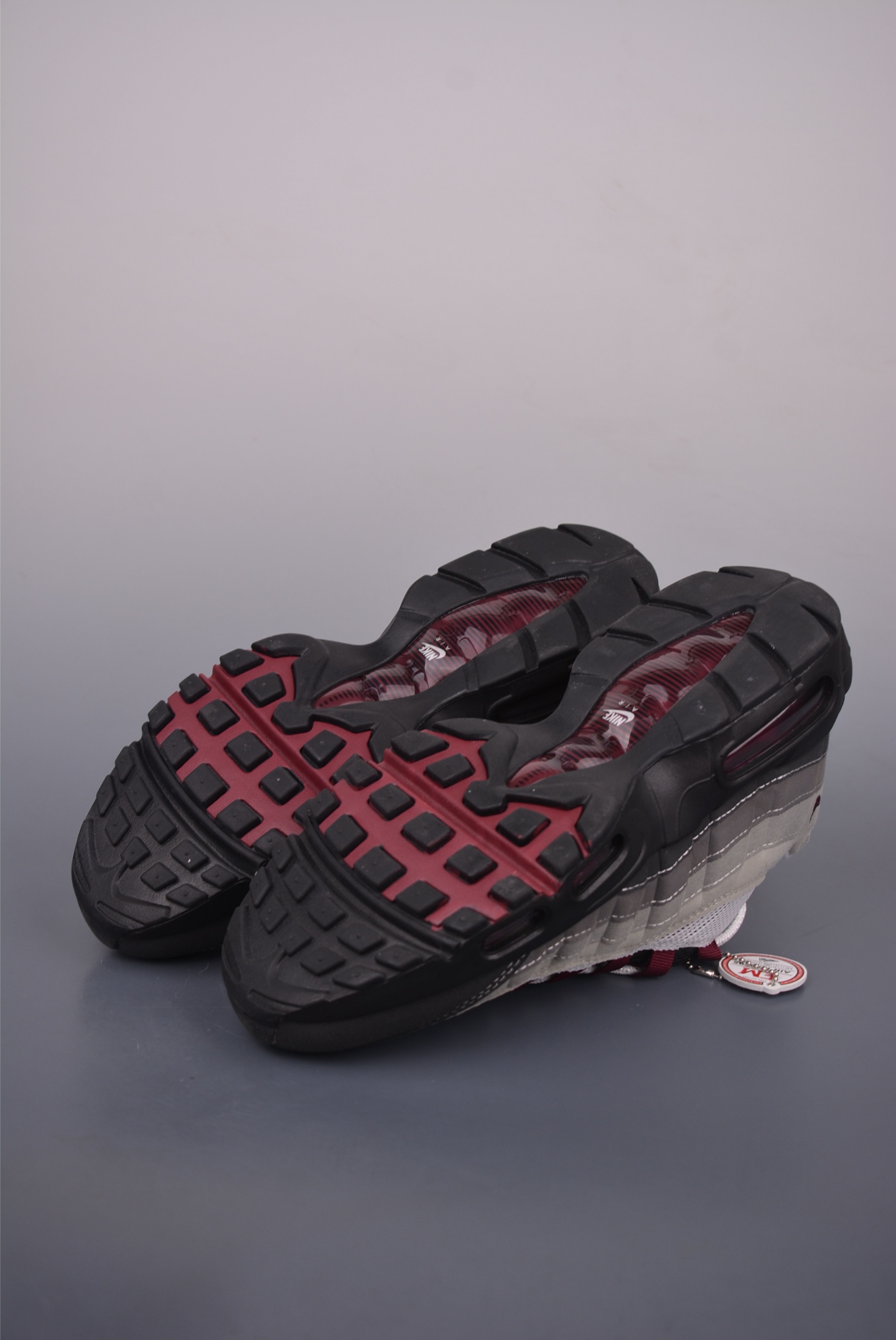 Nike Air Max 95: Cushioned Running Shoes for Trendsetters - Style DQ9001 002 4 i1751659705430 3436 0 2