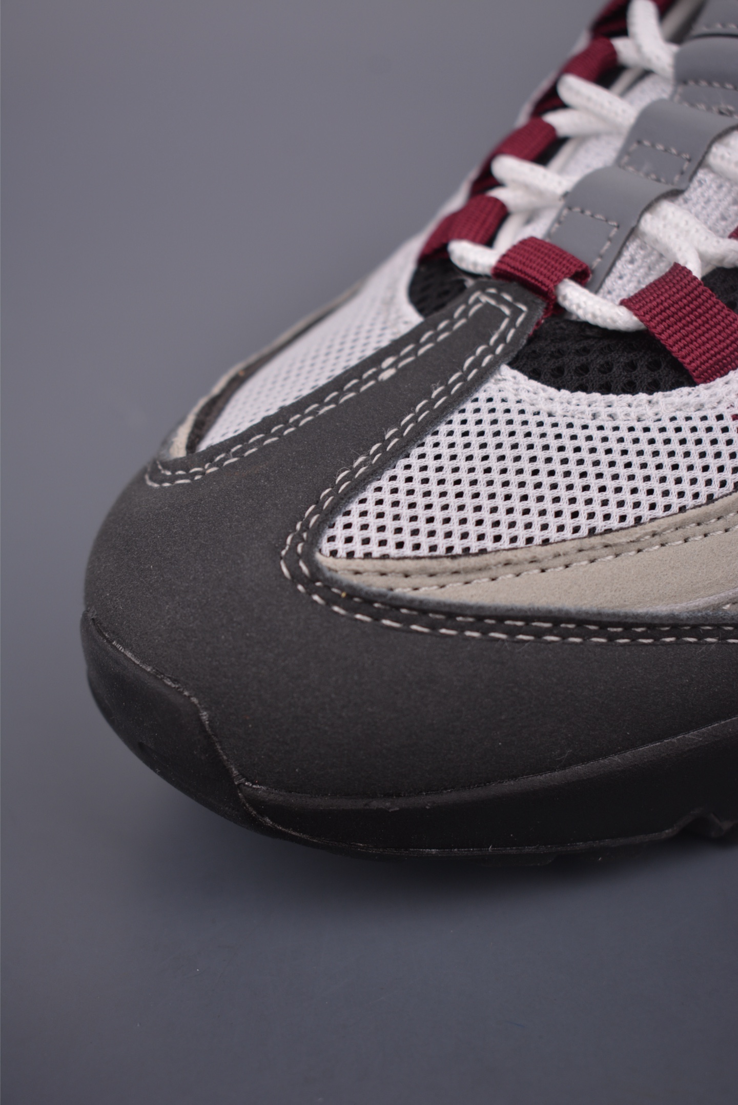 Nike Air Max 95: Cushioned Running Shoes for Trendsetters - Style DQ9001 002 7 i1751659706900 3759 0 5