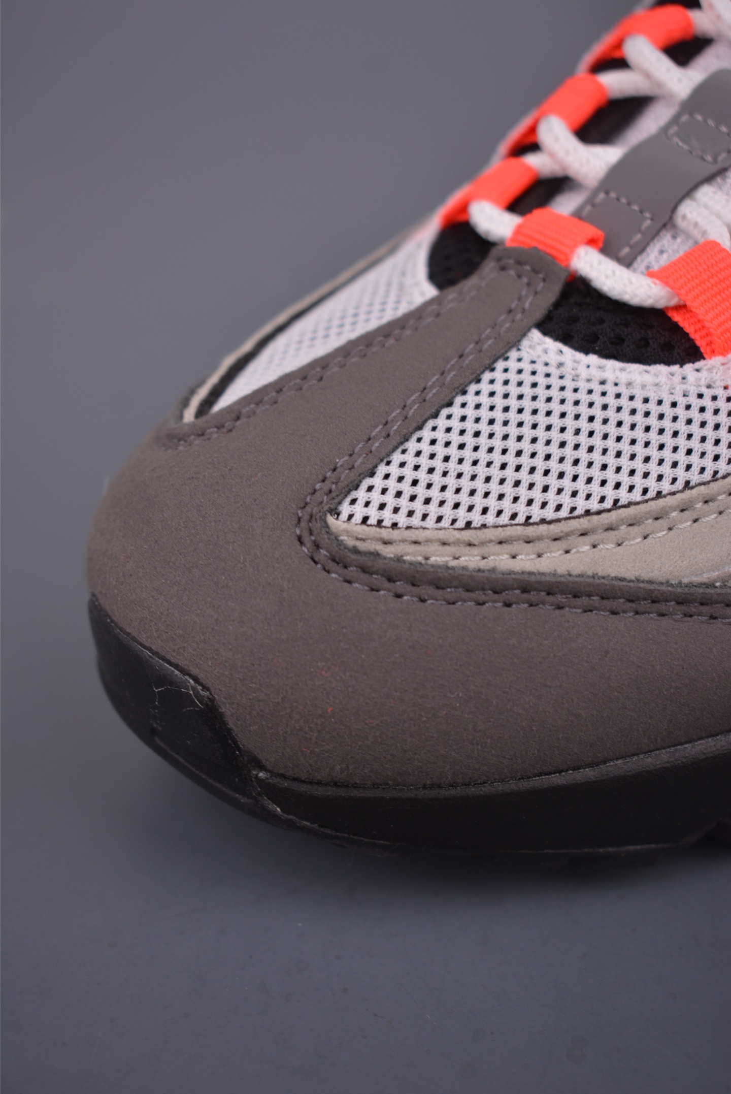 Nike Air Max 95: Iconic Design, Cushioned Comfort, and Versatile Style 7 i1751659757431 6582 0 5