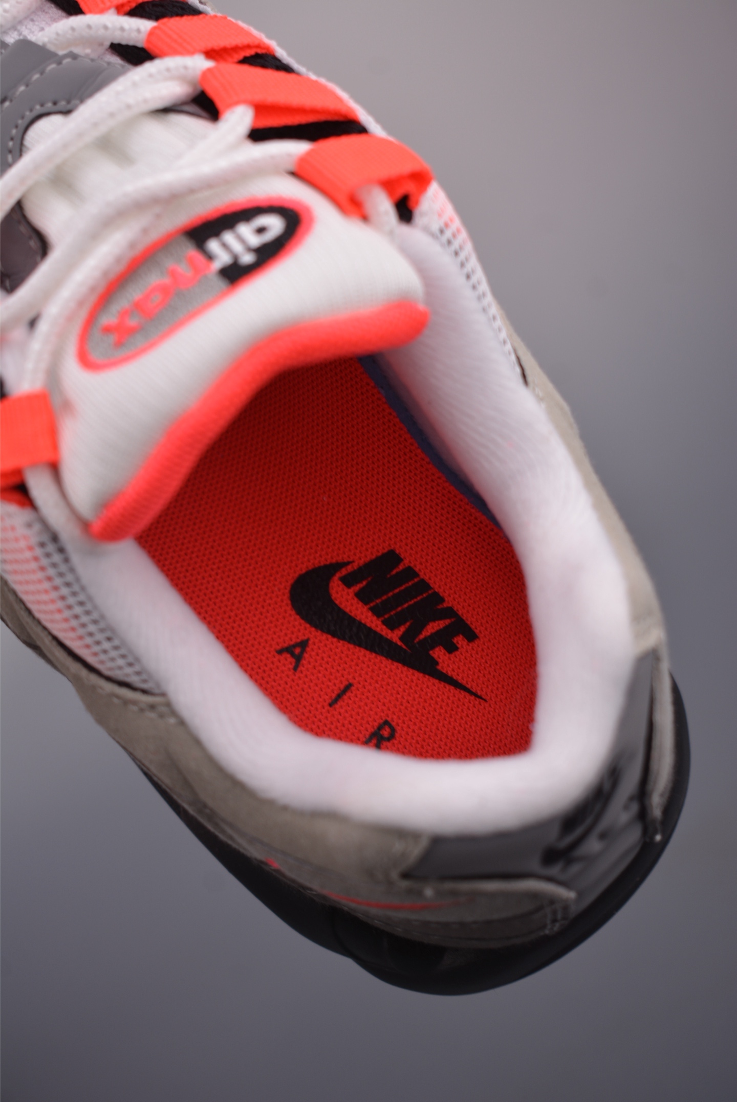 Nike Air Max 95: Iconic Design, Cushioned Comfort, and Versatile Style 10 i1751659759249 7668 0 8