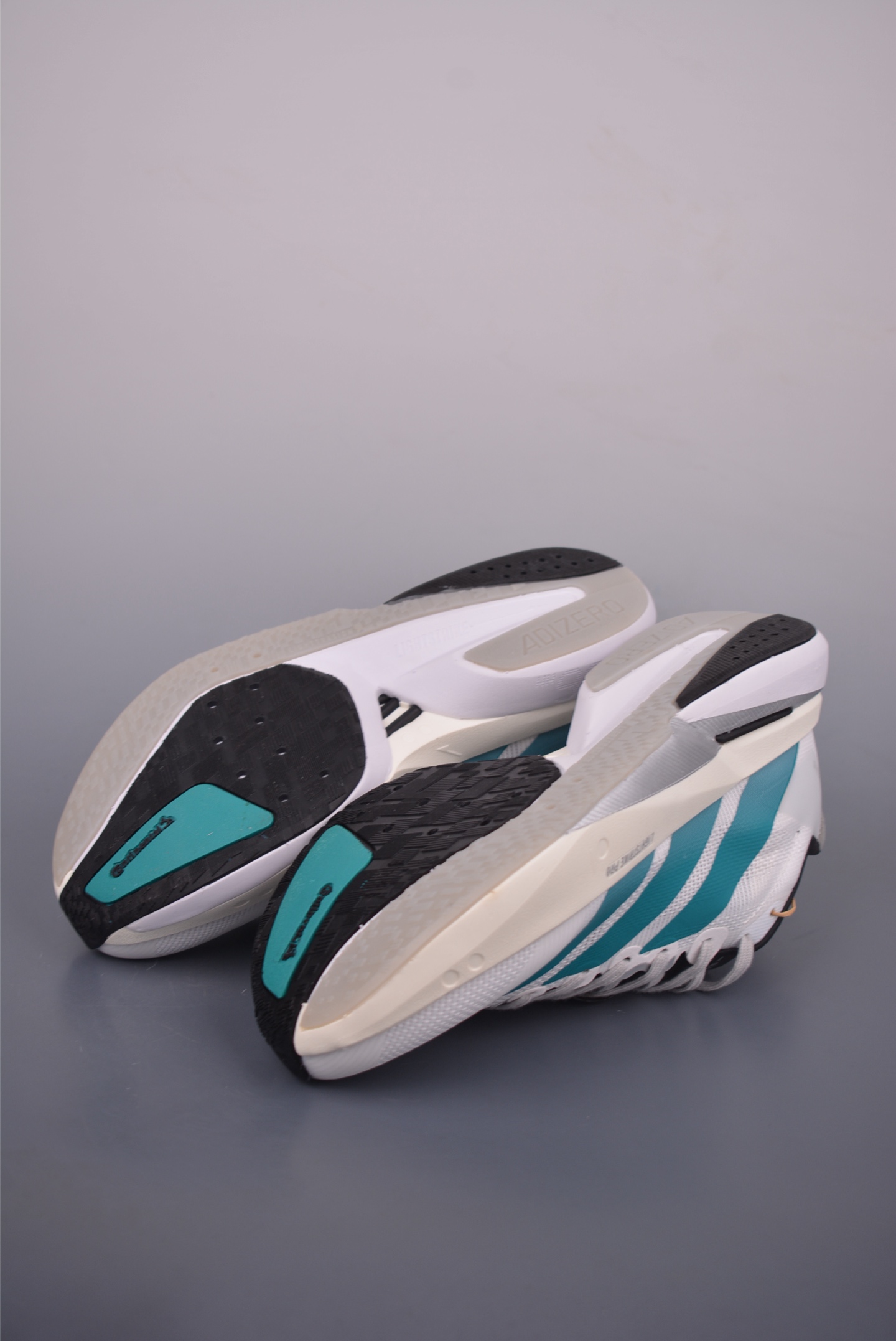 190 Adidas Adizero BOSSTN 13 全掌碳板 阿迪超轻透气缓震跑鞋 JR4791