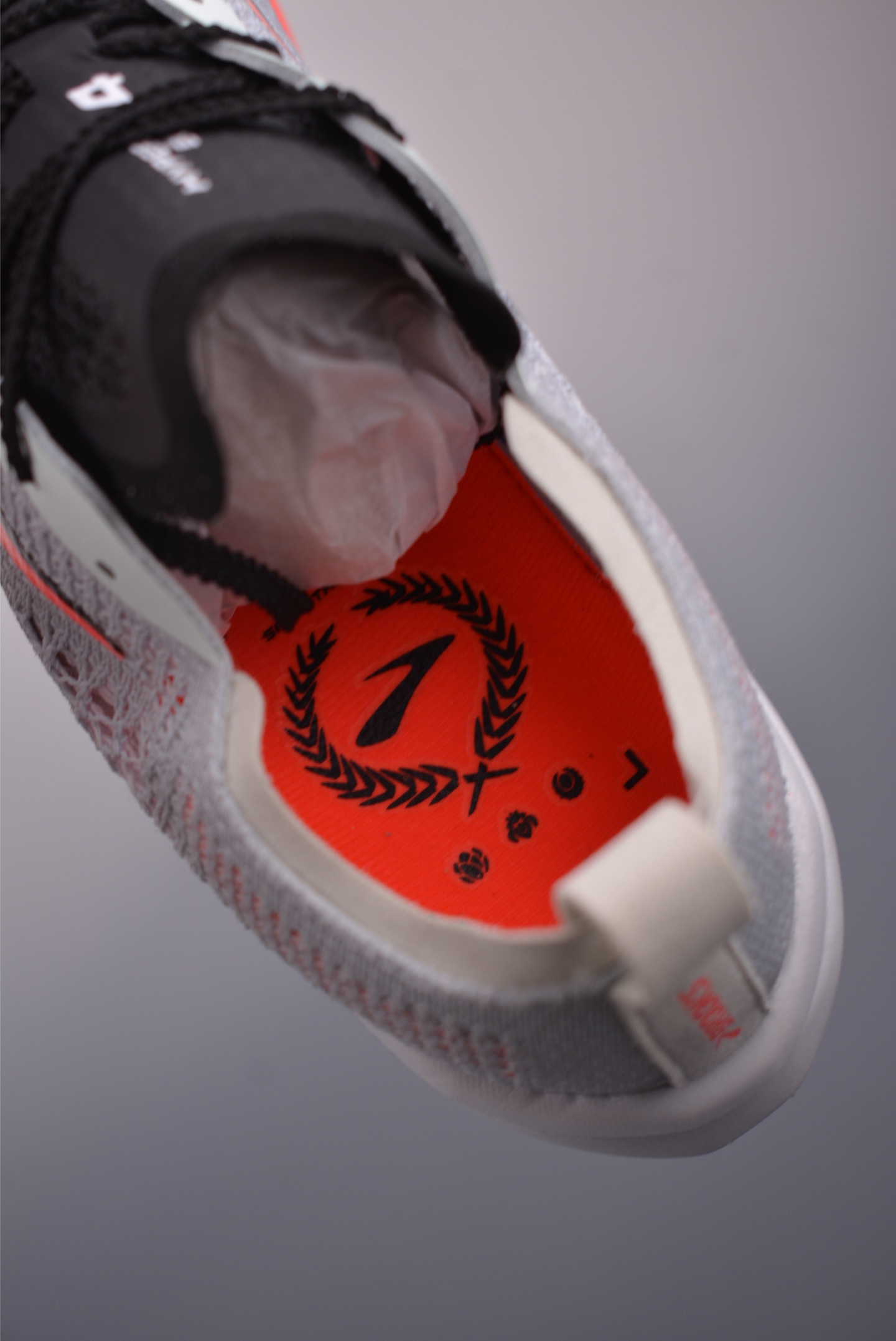 190 Brooks 布鲁克斯 Hyperion Elite 4 超弹轻盈跑步鞋 100046